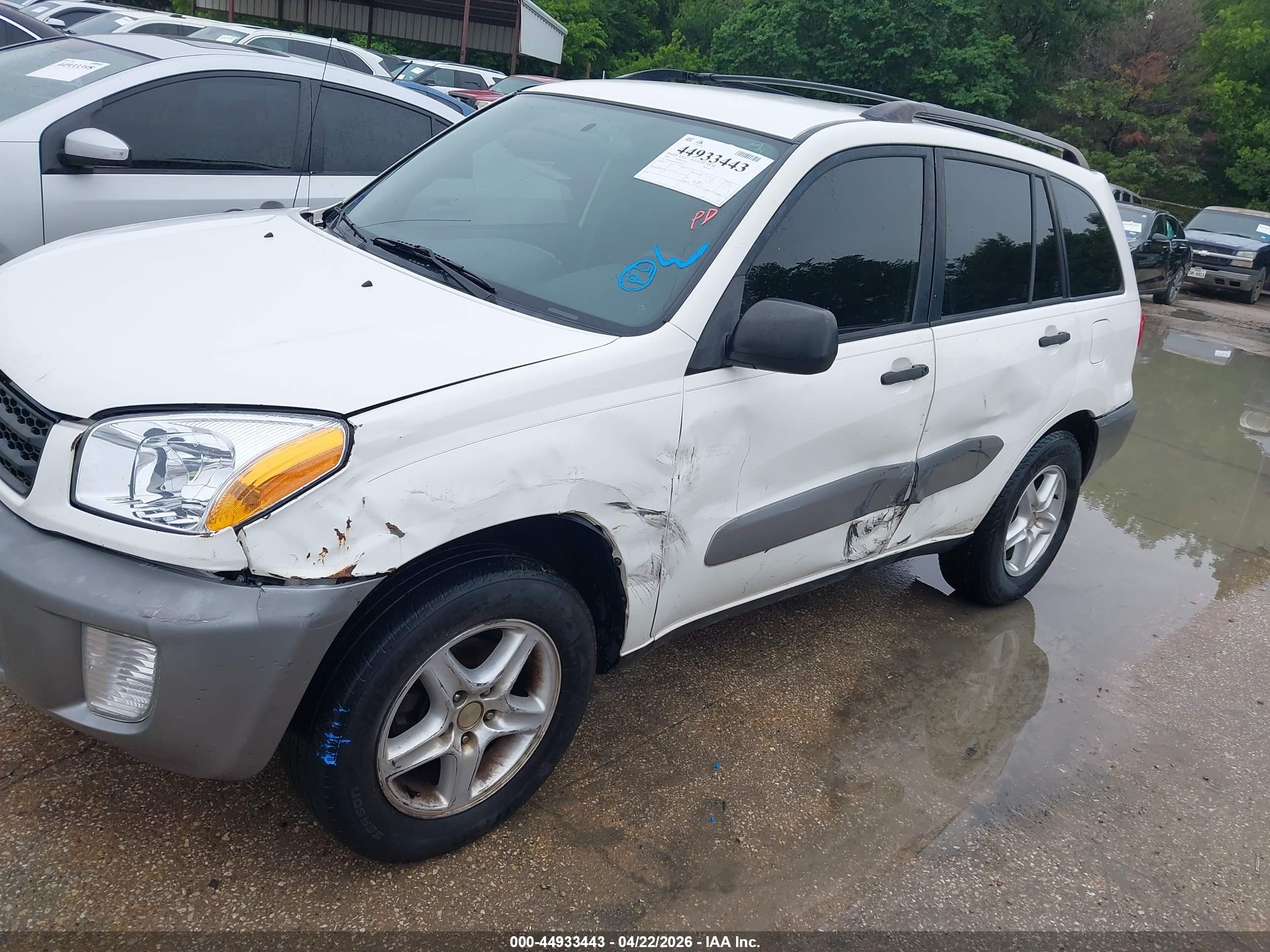 2002 Toyota Rav4   White vin: JTEGH20V020050975
