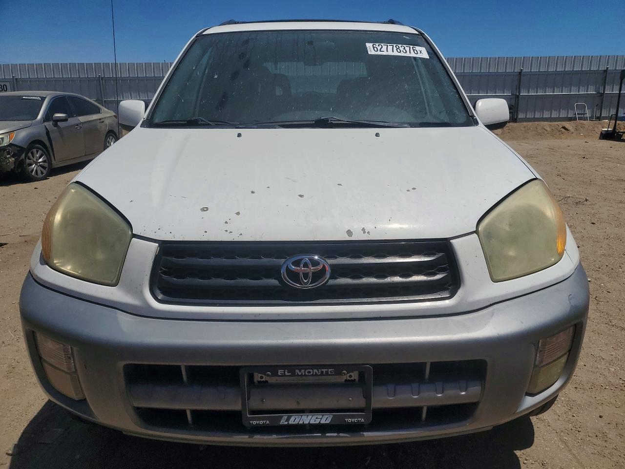2001 Toyota Rav4 Base Белый vin: JTEGH20V110020396