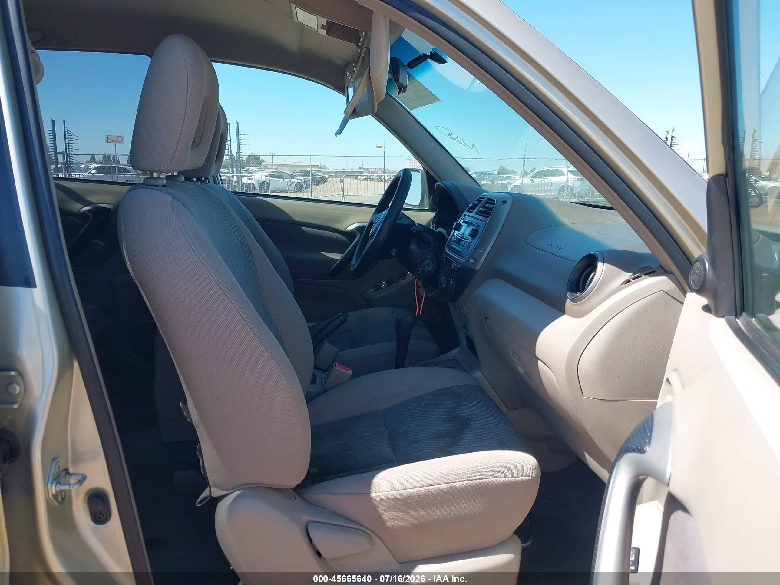 2003 Toyota Rav4   Gold vin: JTEGH20V130111932