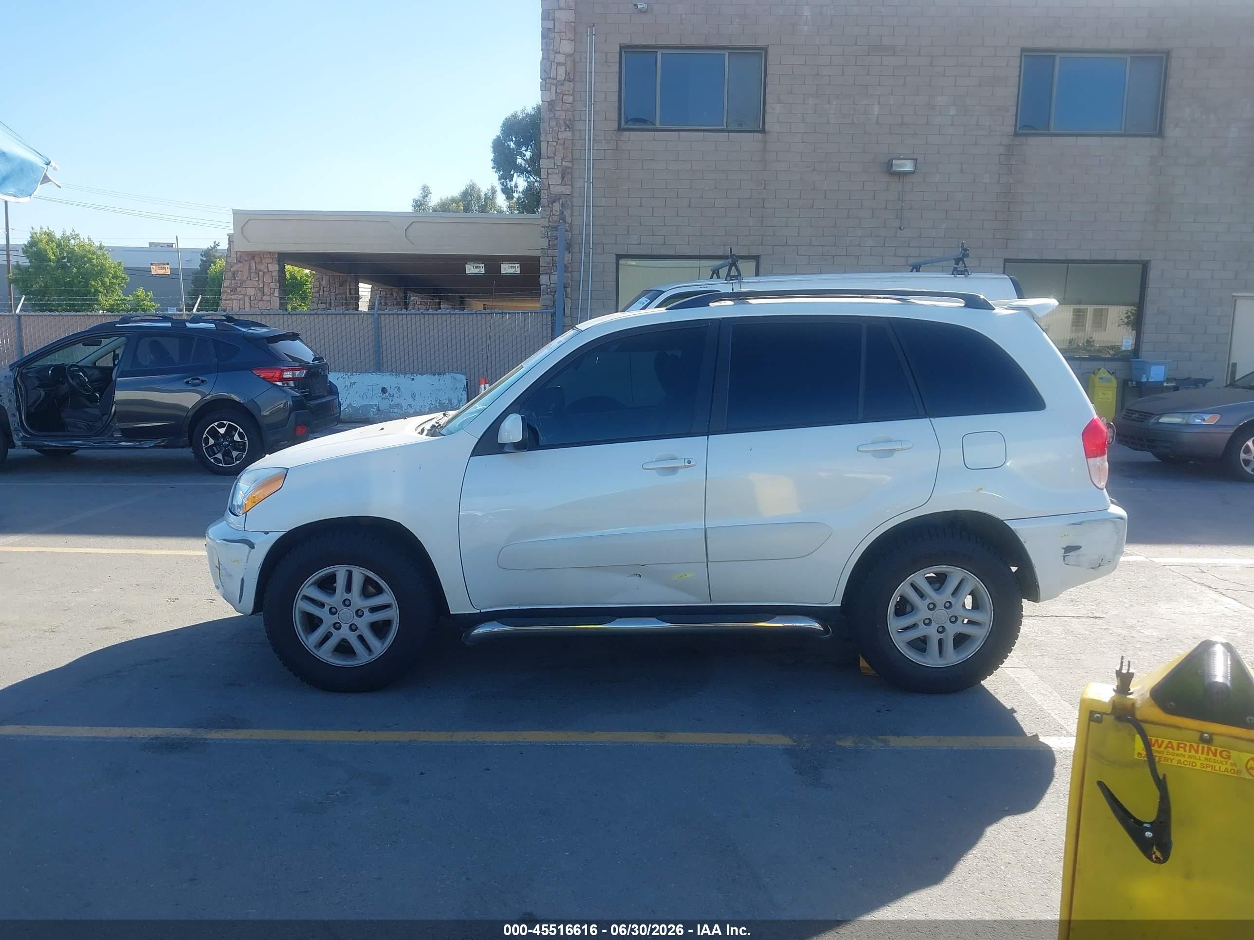 2002 Toyota Rav4 White vin: JTEGH20V220068443