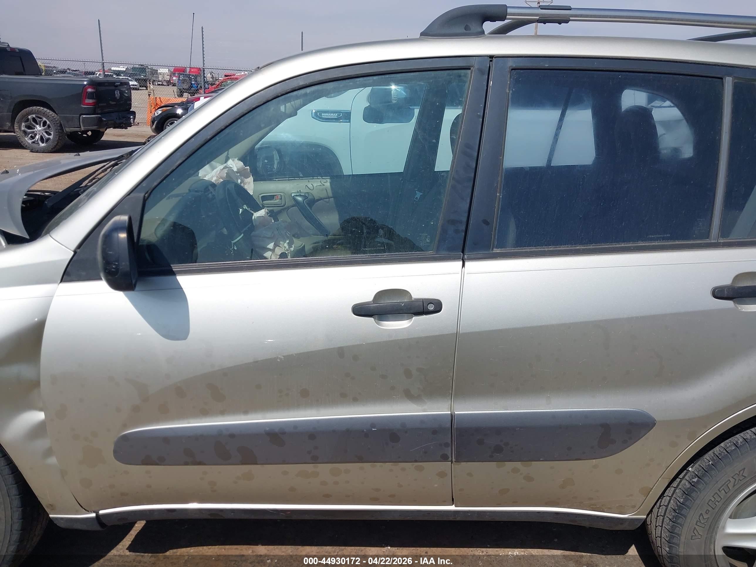 2003 Toyota Rav4   Champagne vin: JTEGH20V230109283