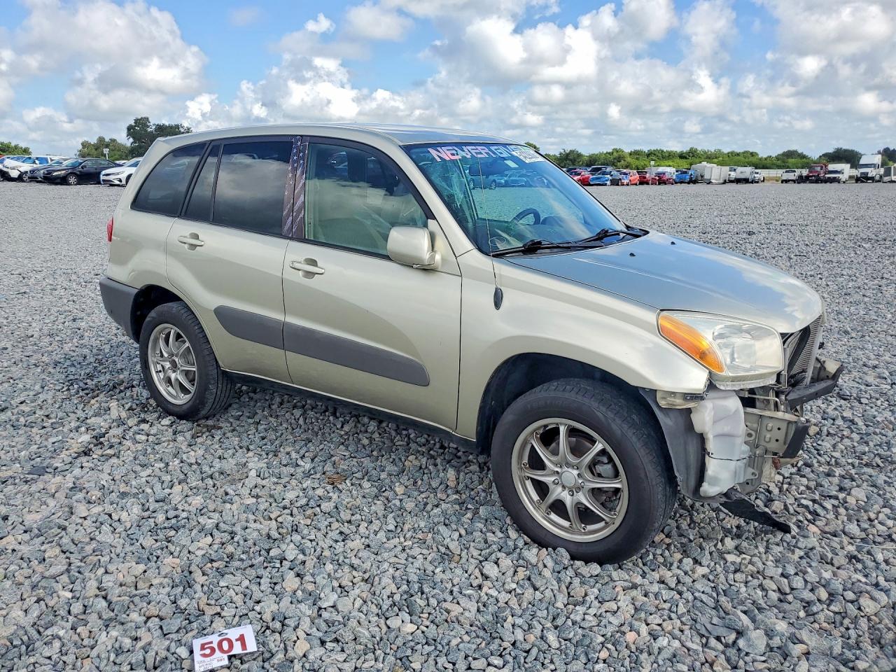 2002 Toyota Rav4 Base Beige vin: JTEGH20V326005249