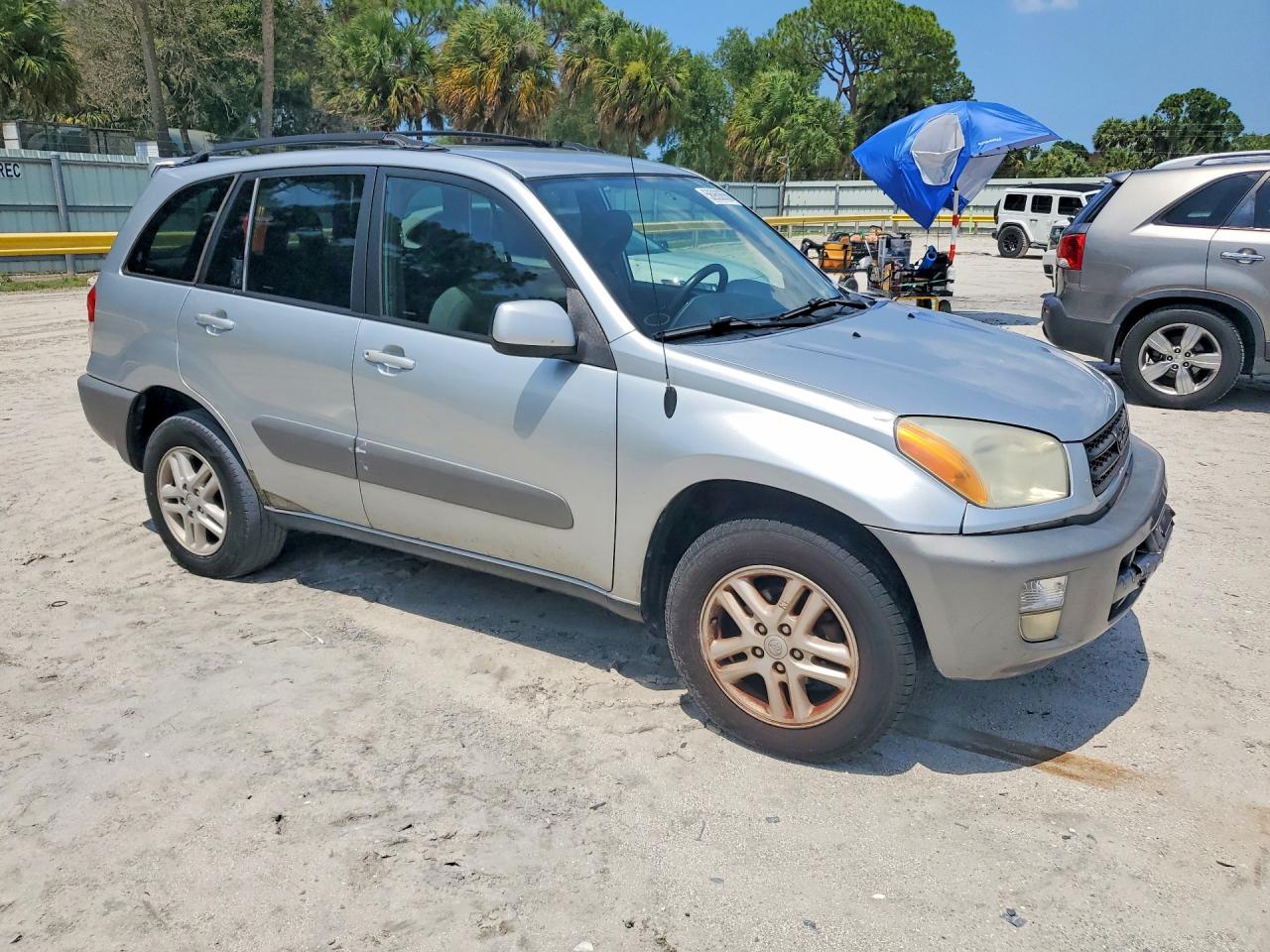 2001 Toyota Rav4 Base Silver vin: JTEGH20V410024572