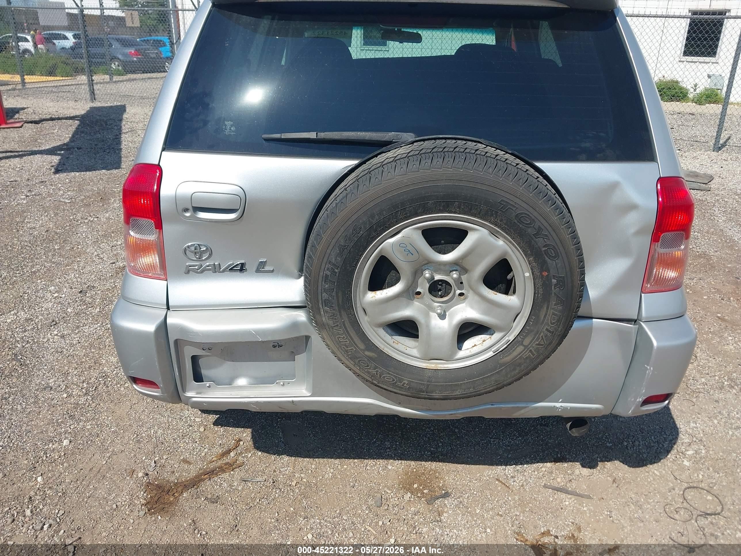 2002 Toyota Rav4   Silver vin: JTEGH20V420044077
