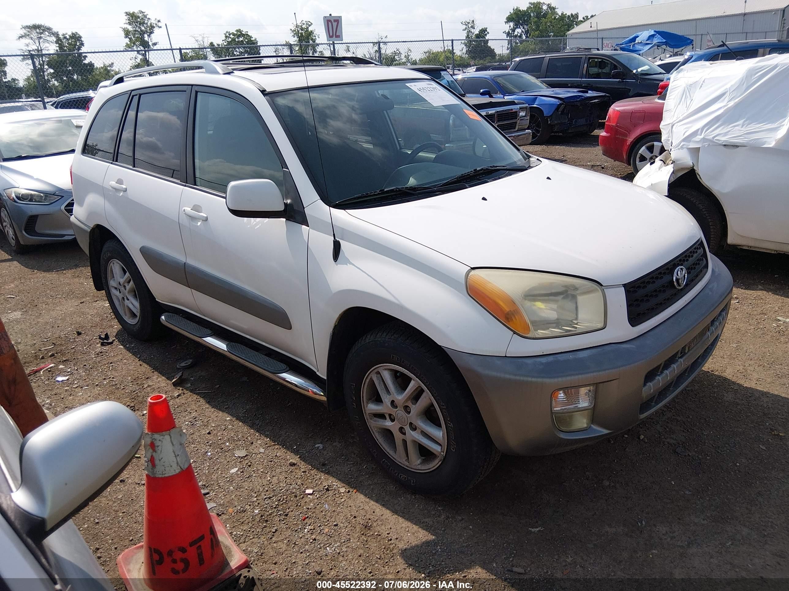 2001 Toyota Rav4   White vin: JTEGH20V510028498
