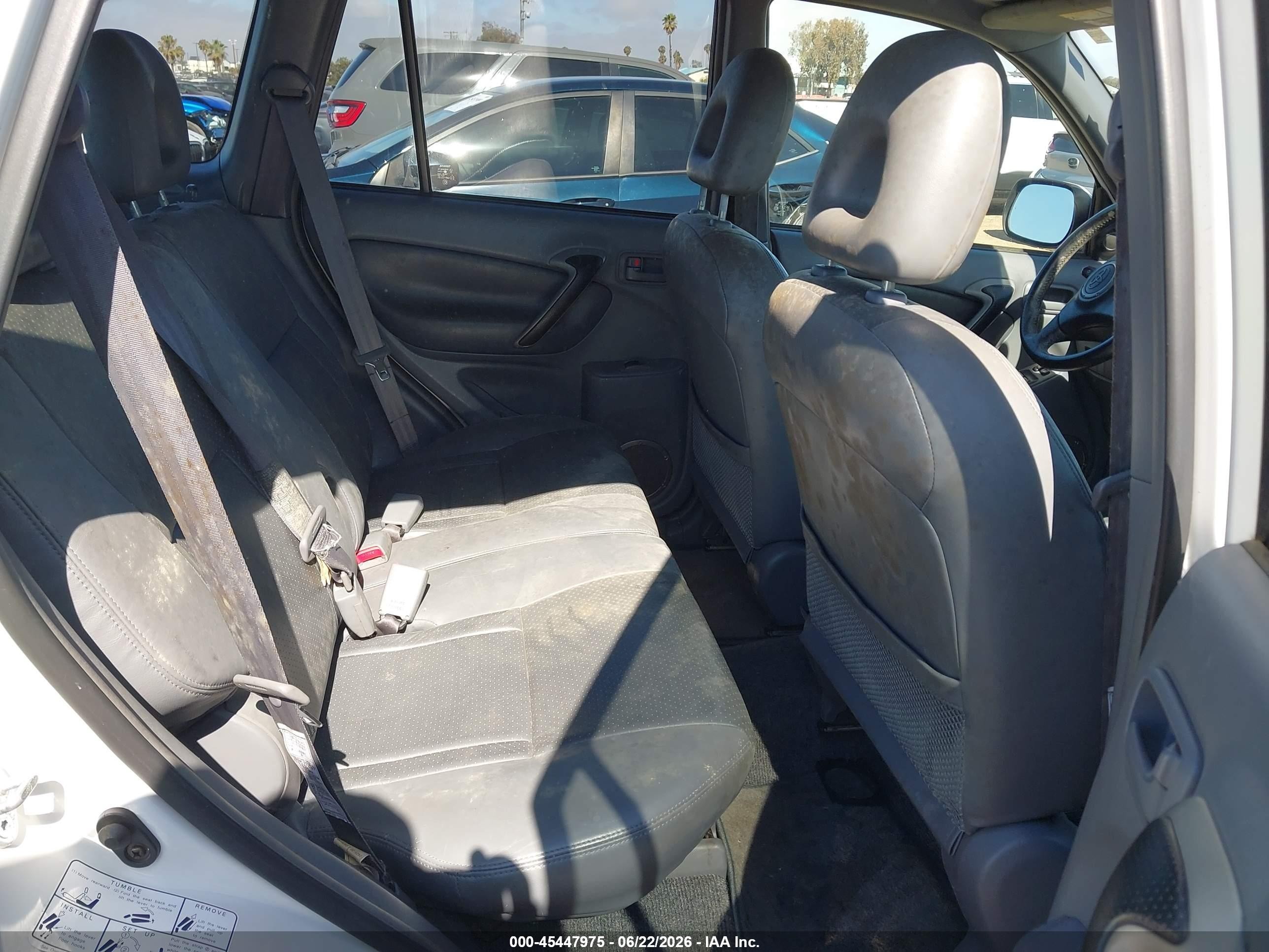 2002 Toyota Rav4   White vin: JTEGH20V520050972