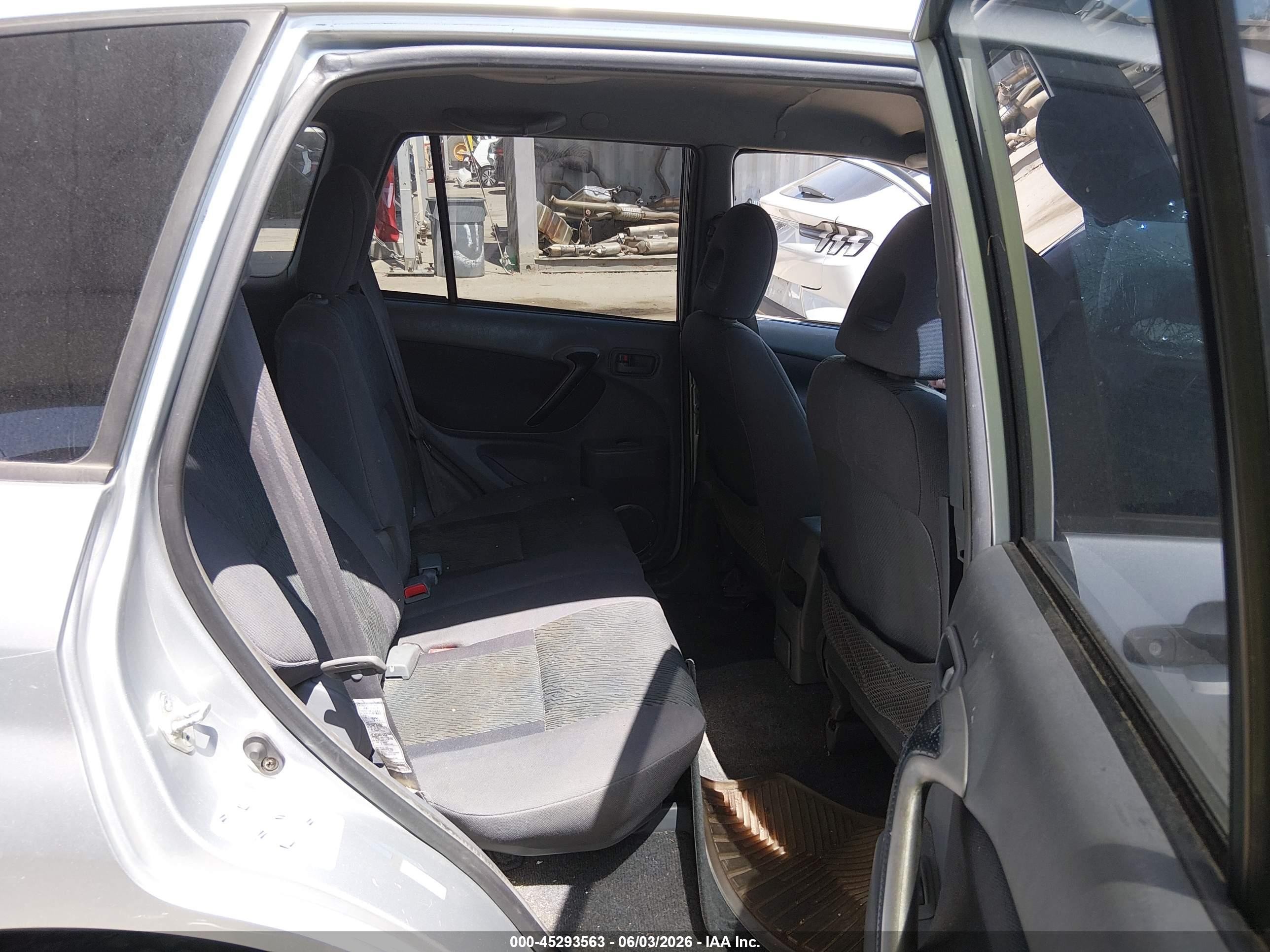 2002 Toyota Rav4 Silver vin: JTEGH20V520066718