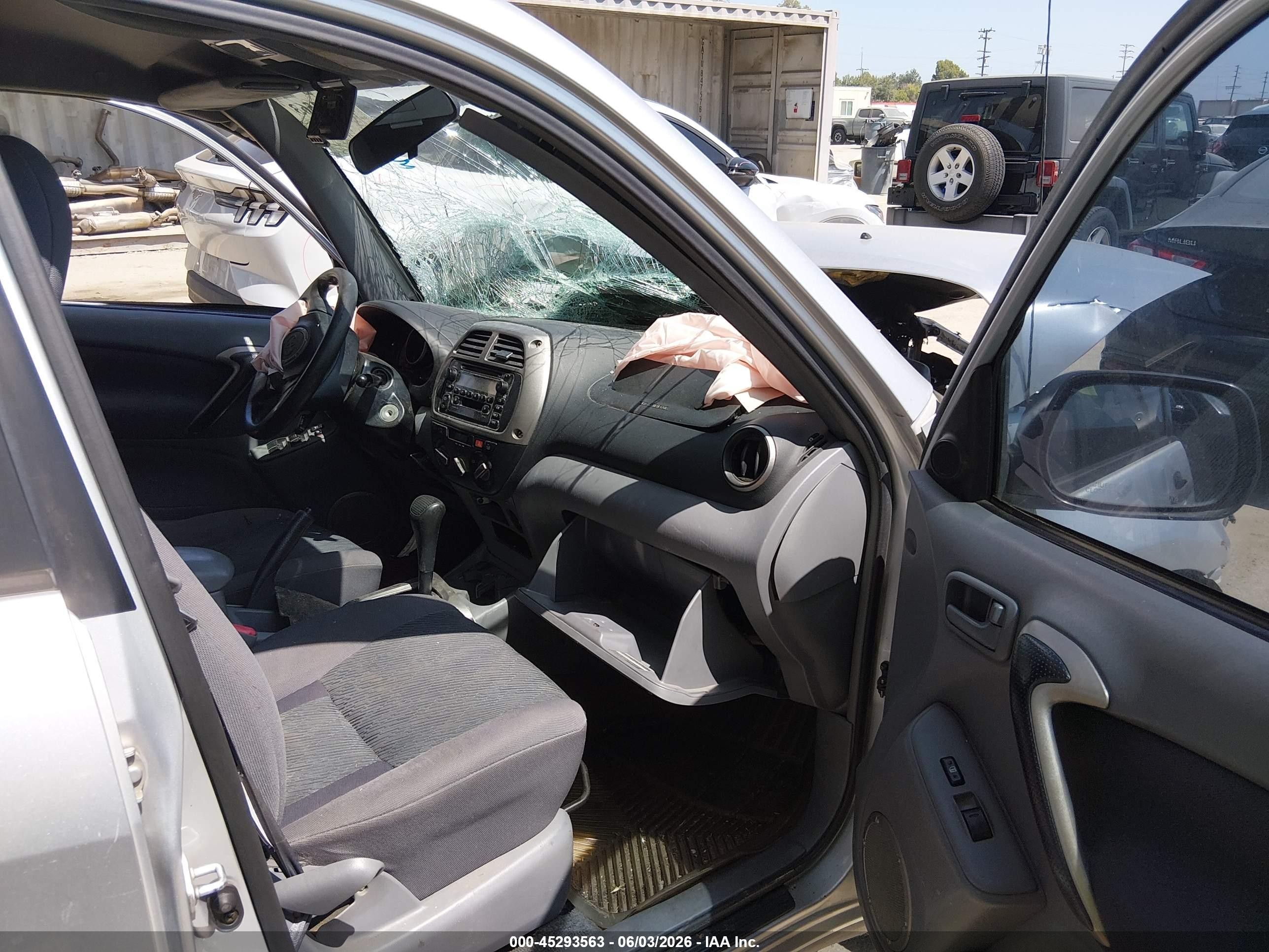 2002 Toyota Rav4 Silver vin: JTEGH20V520066718