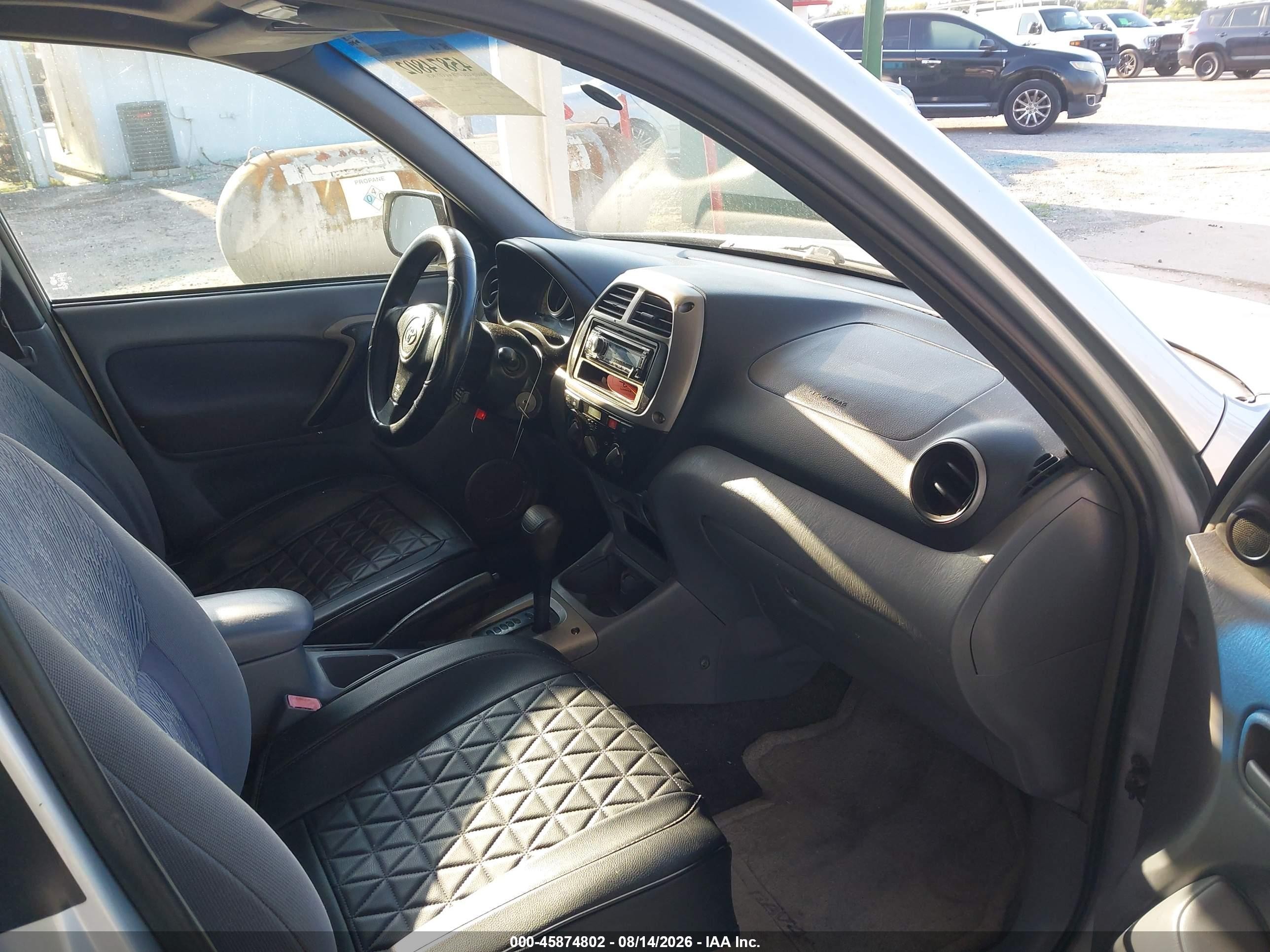 2002 Toyota Rav4   Silver vin: JTEGH20V520078688