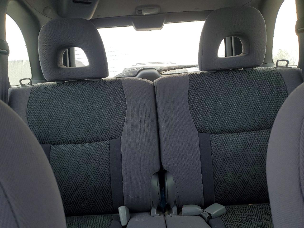 2003 Toyota Rav4 Base Silver vin: JTEGH20V630114518