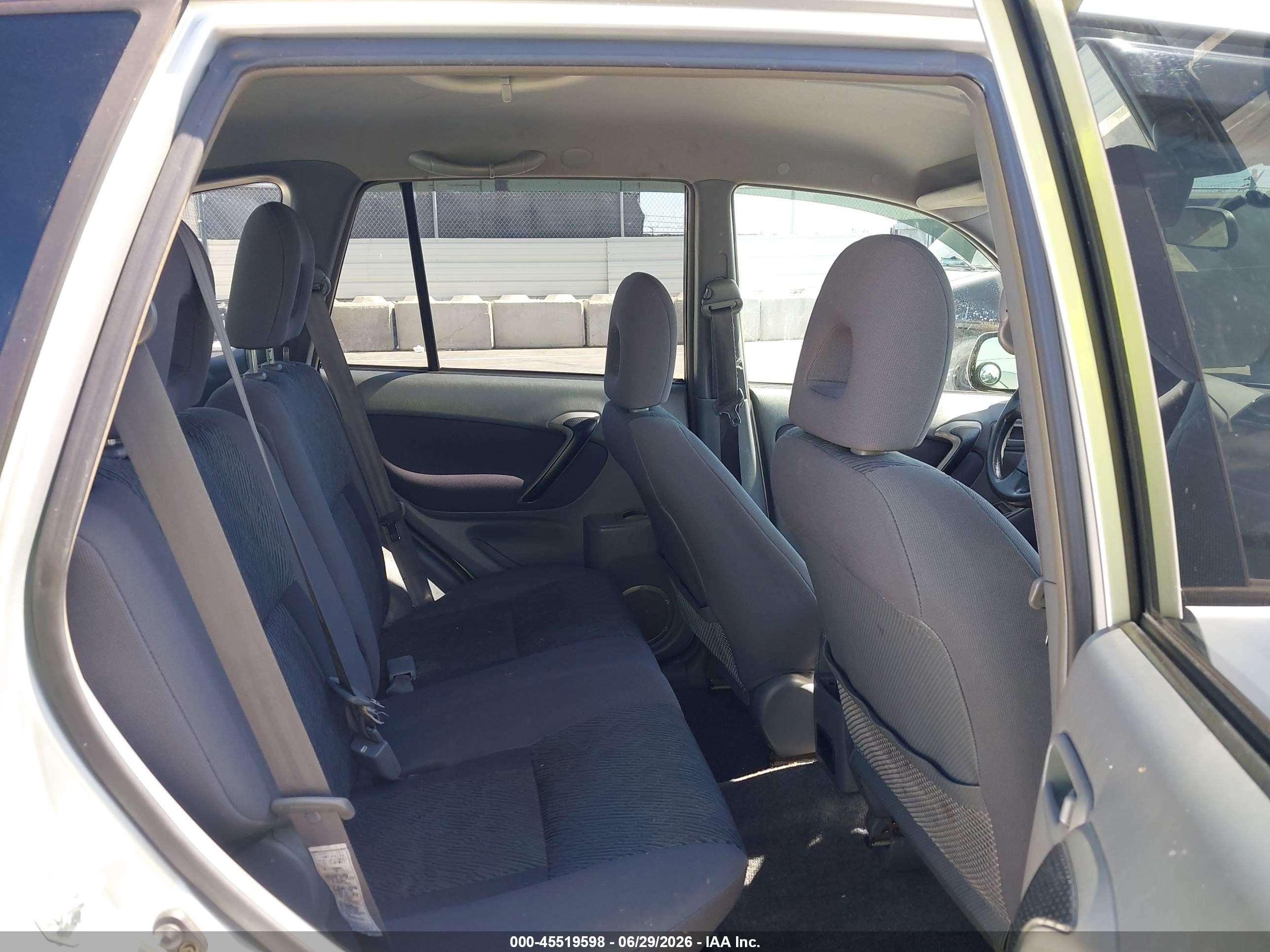 2002 Toyota Rav4   Silver vin: JTEGH20V720051752