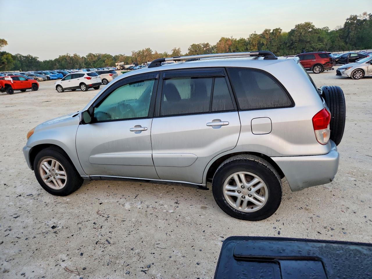 2002 Toyota Rav4 Base Silver vin: JTEGH20V720075324