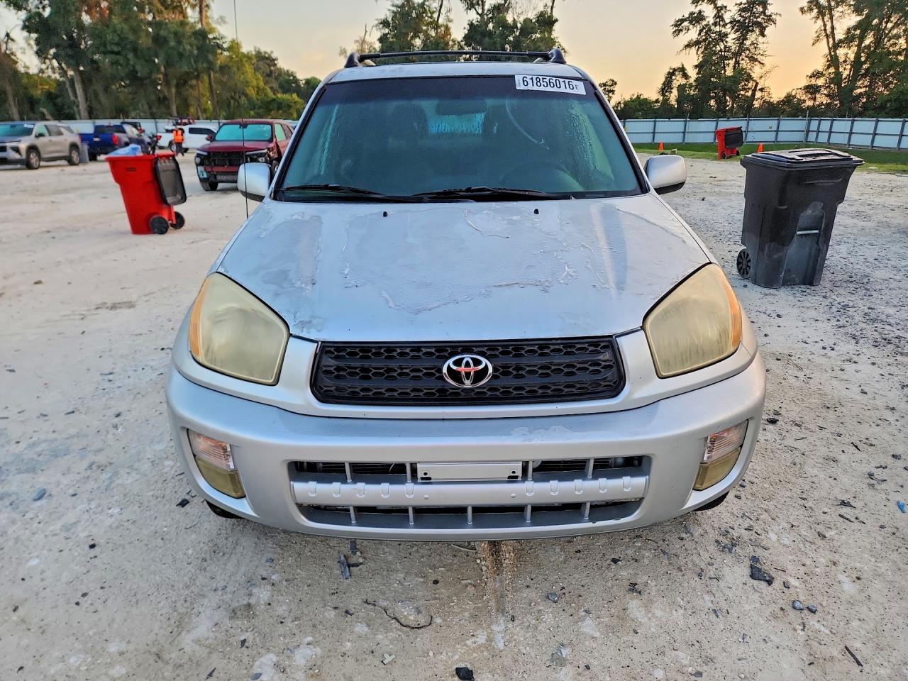 2002 Toyota Rav4 Base Silver vin: JTEGH20V720075324
