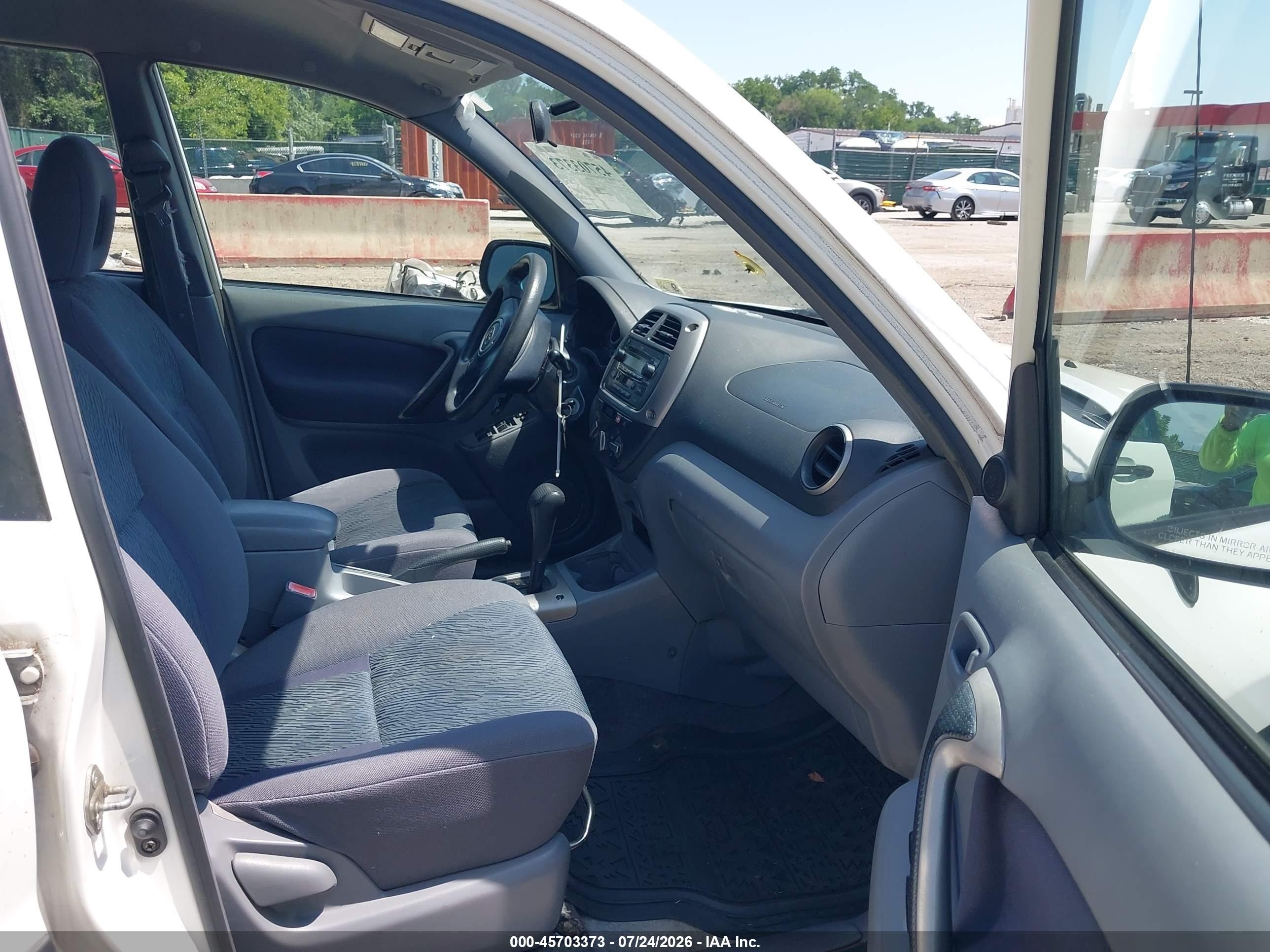2003 Toyota Rav4   Белый vin: JTEGH20V730083182