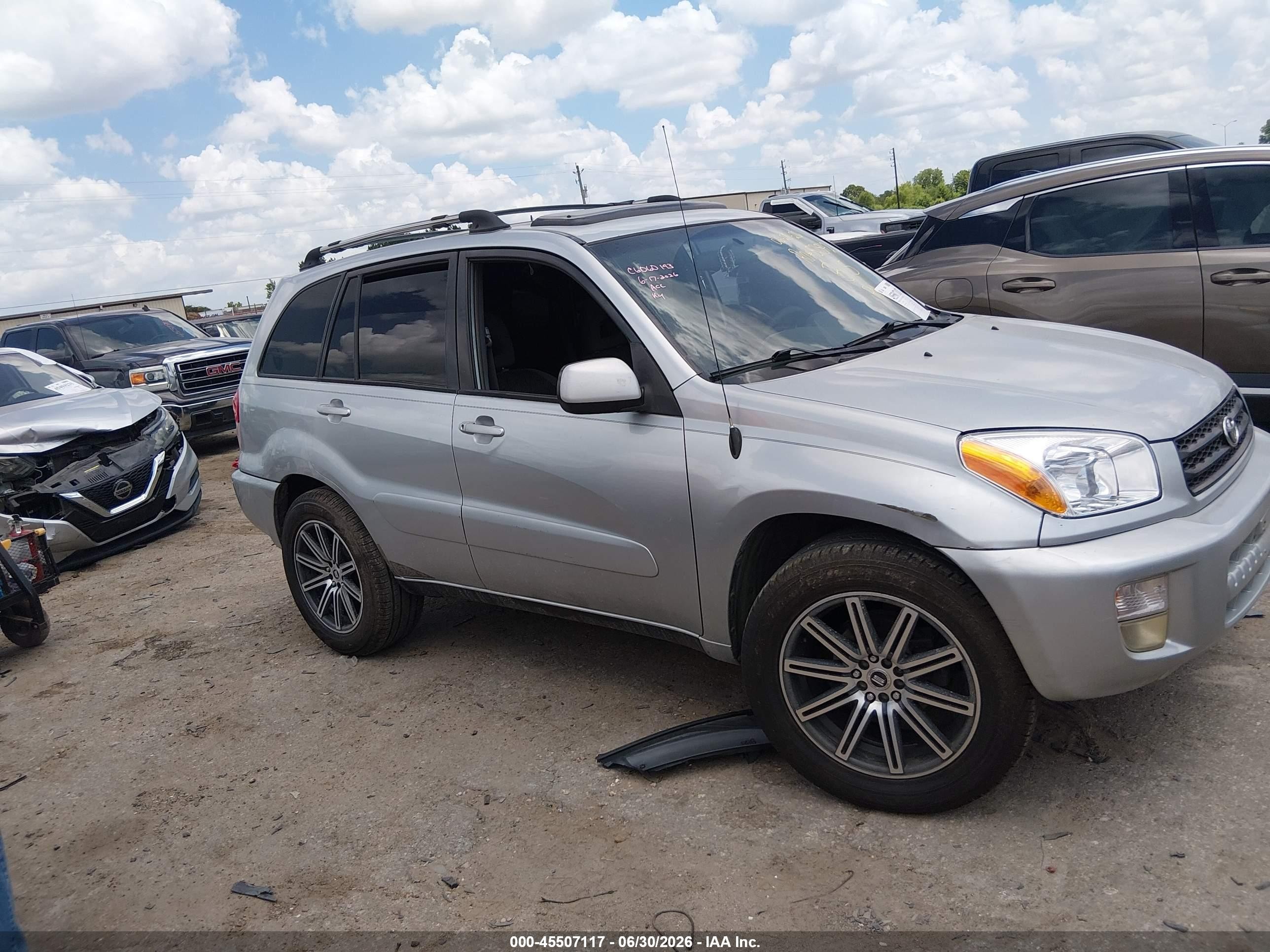 2002 Toyota Rav4   Silver vin: JTEGH20V820075008