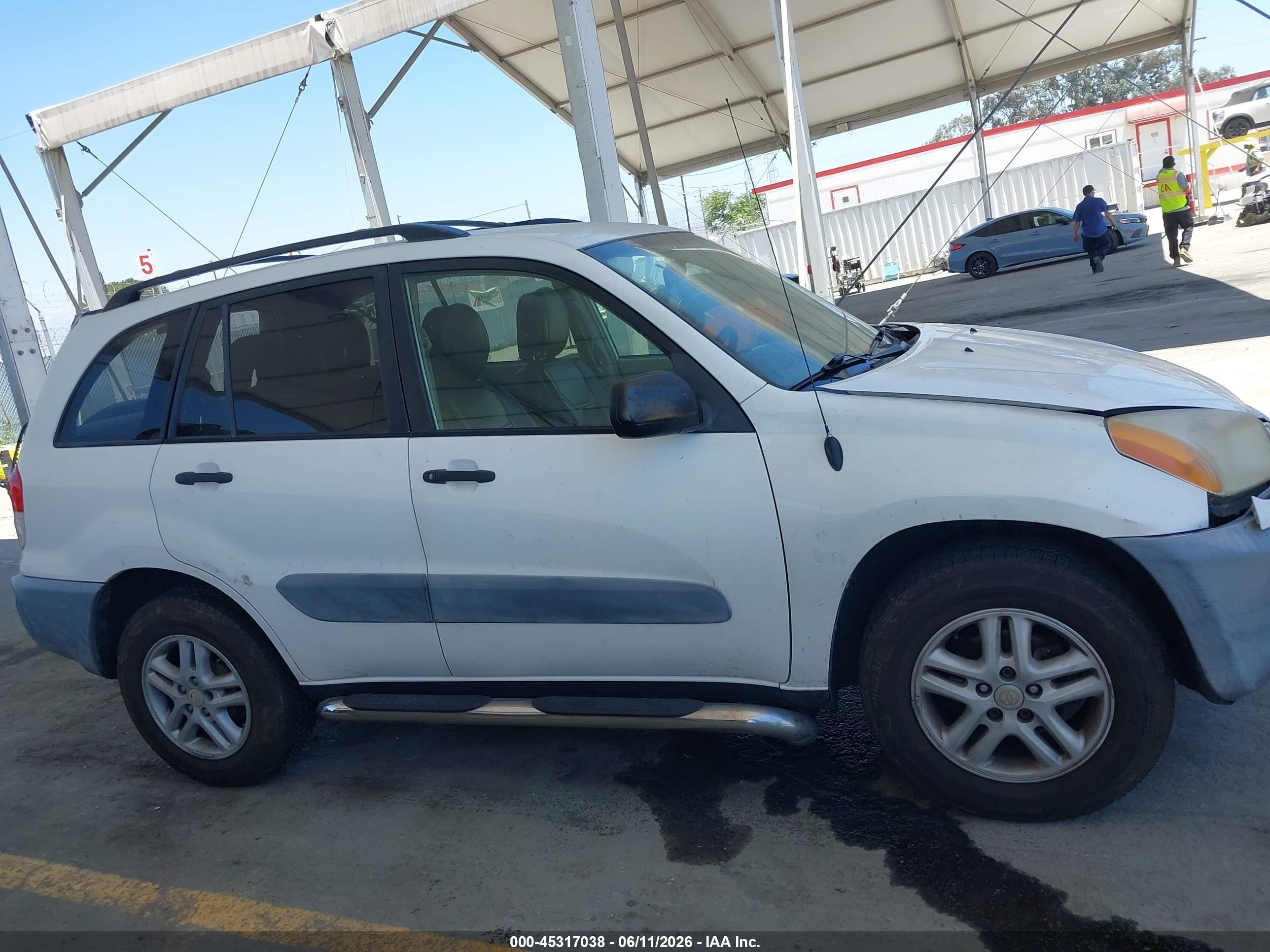 2001 Toyota Rav4   White vin: JTEGH20VX10018601