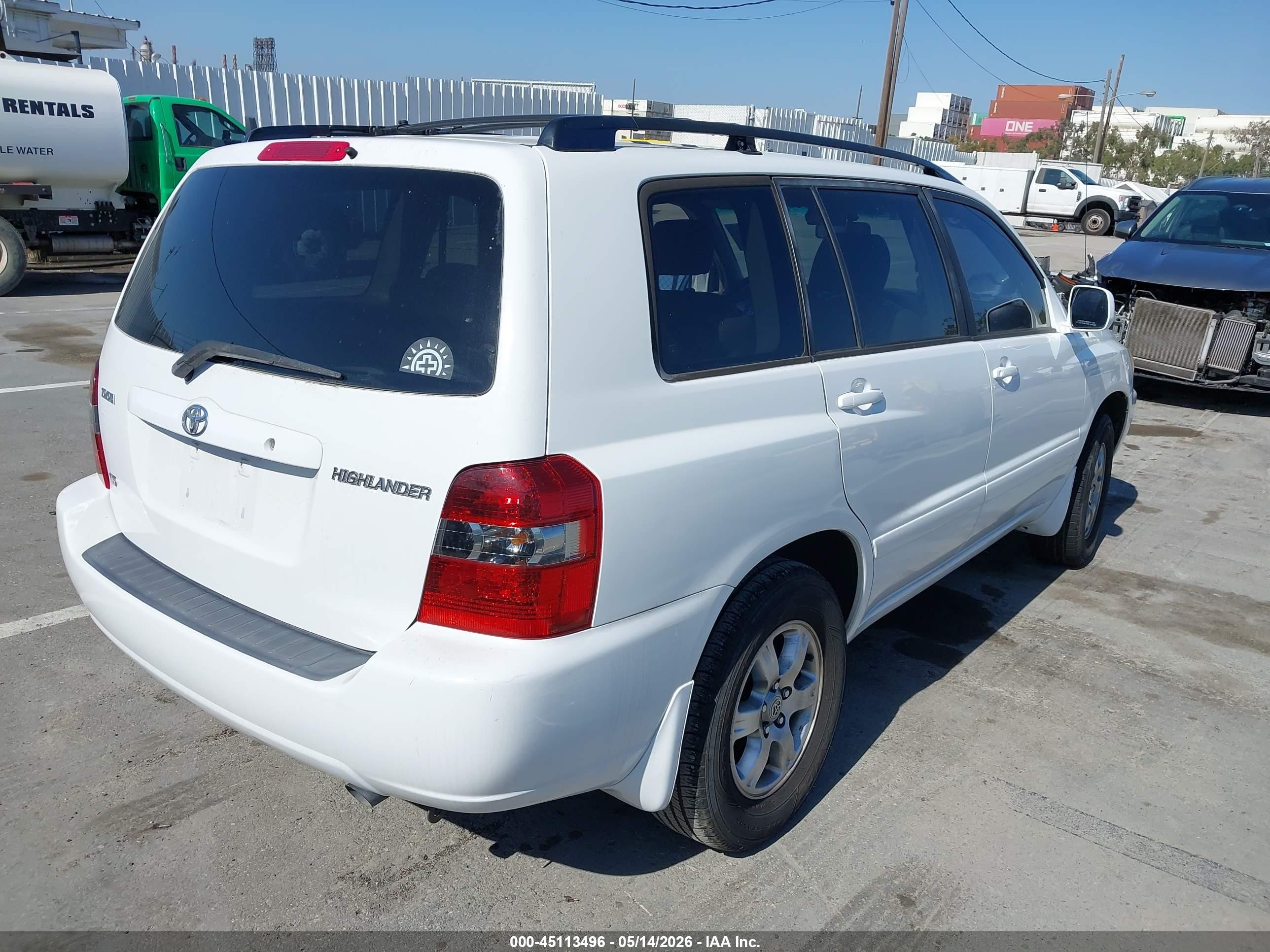 2004 Toyota Highlander V6 White vin: JTEGP21A040004659