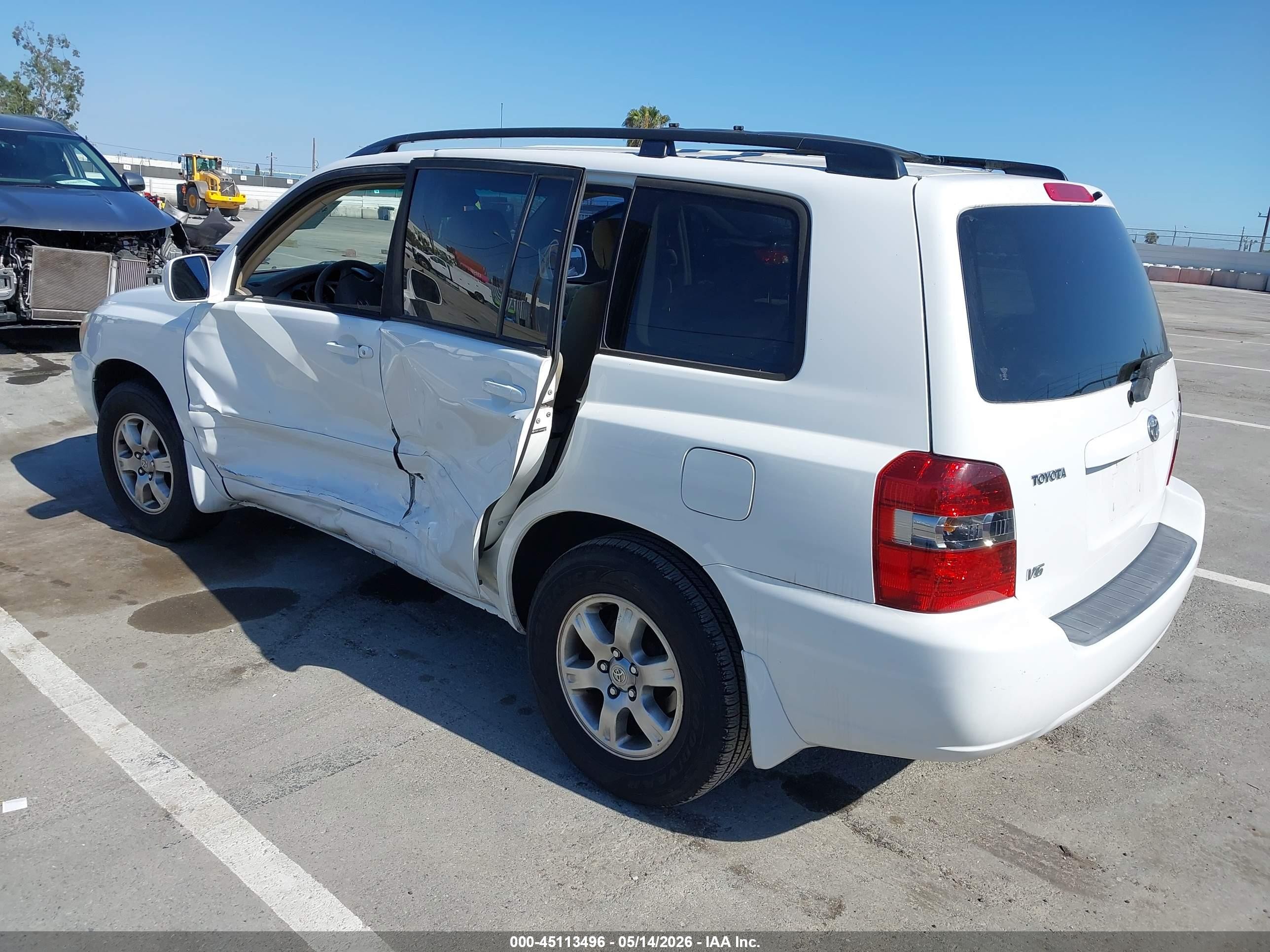 2004 Toyota Highlander V6 White vin: JTEGP21A040004659