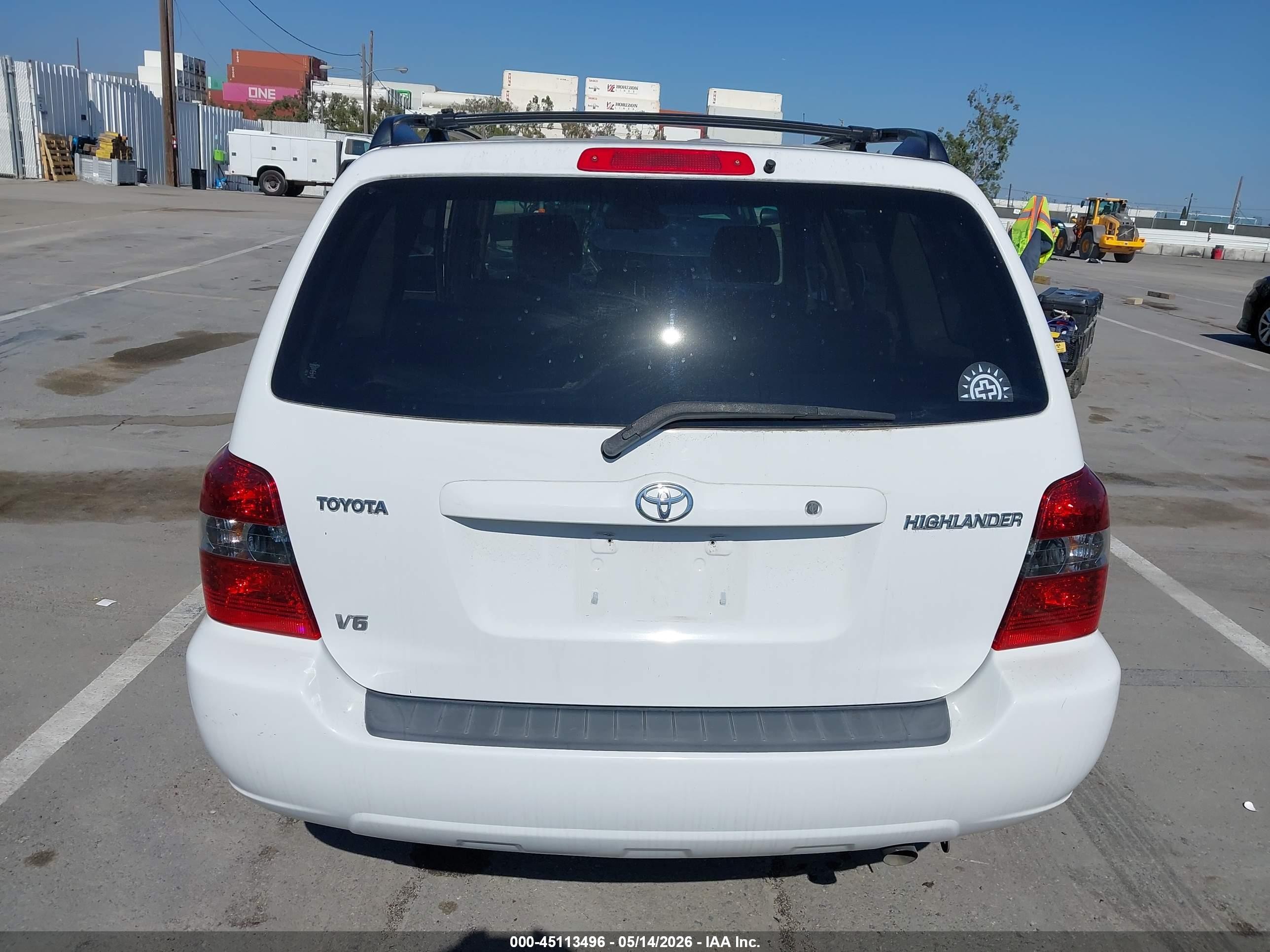 2004 Toyota Highlander V6 White vin: JTEGP21A040004659