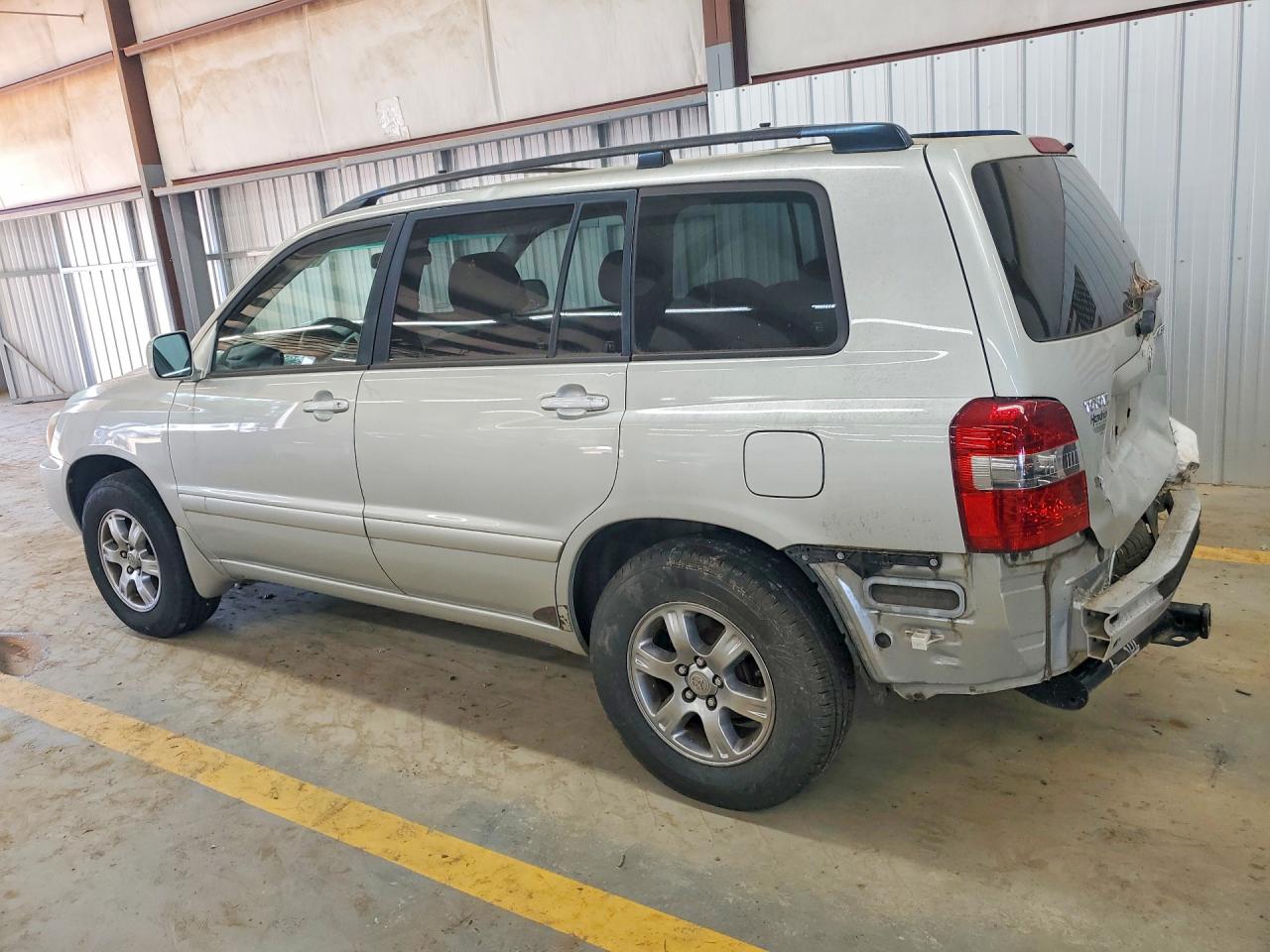 2004 Toyota Highlander Base Серебряный vin: JTEGP21A040017282