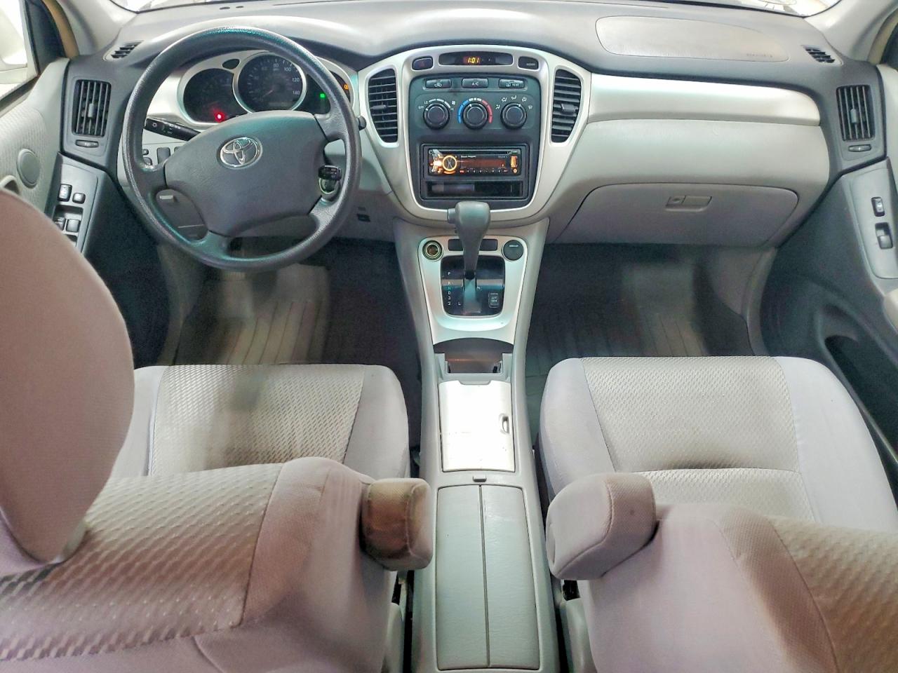 2004 Toyota Highlander Base Серебряный vin: JTEGP21A040017282