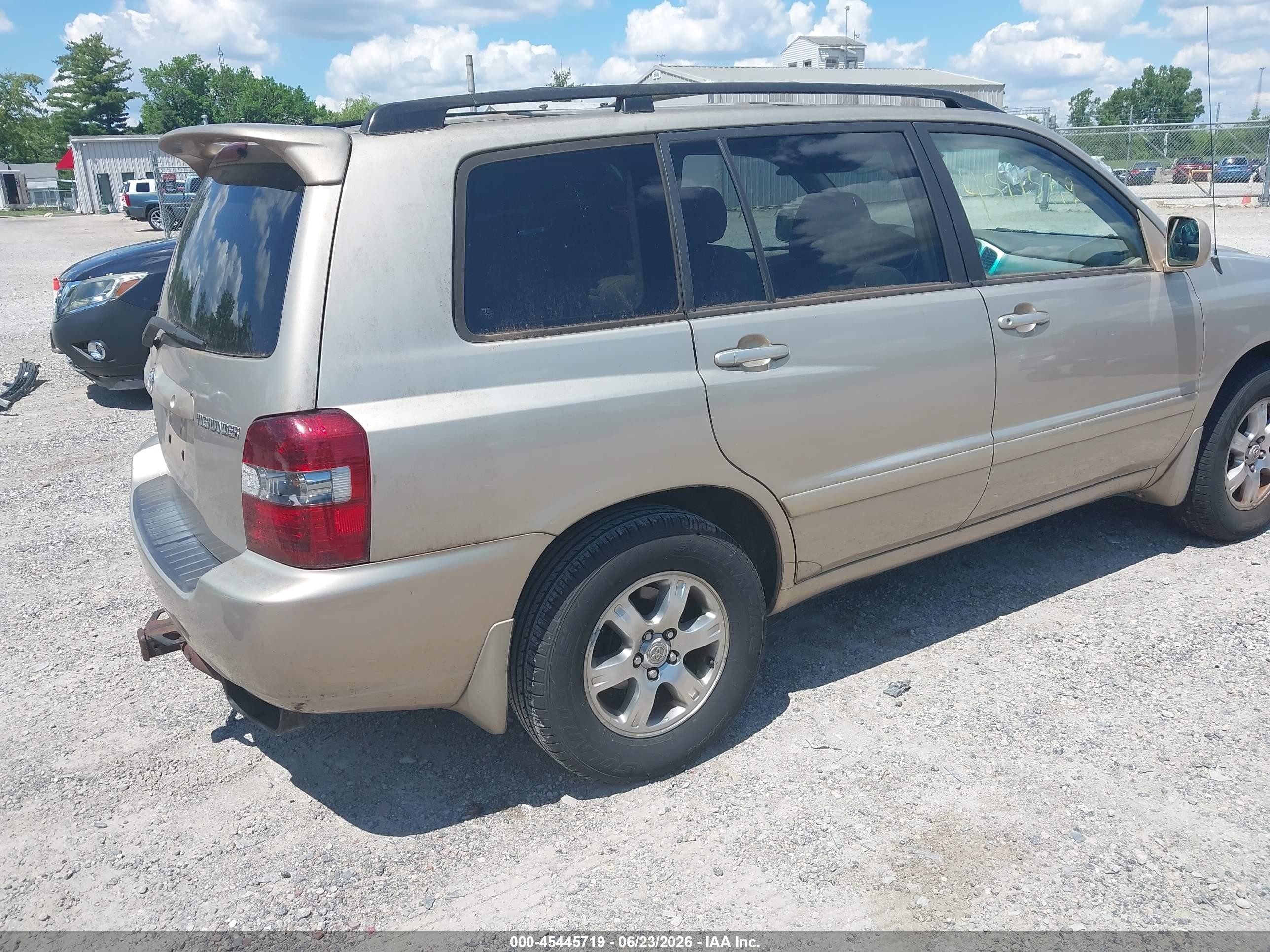 2007 Toyota Highlander V6 (2 Rows) (a5) Beige vin: JTEGP21A070138365