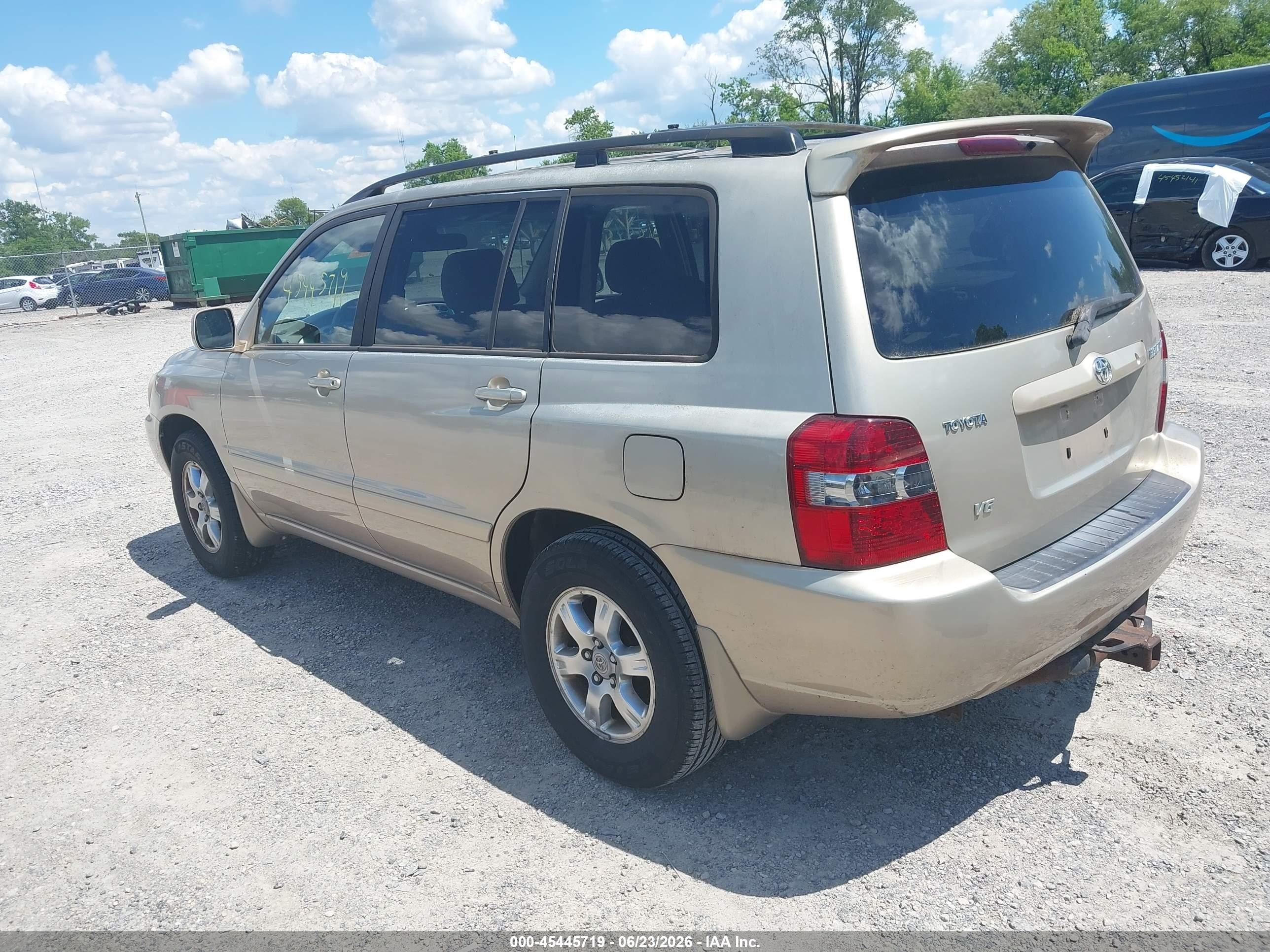 2007 Toyota Highlander V6 (2 Rows) (a5) Beige vin: JTEGP21A070138365