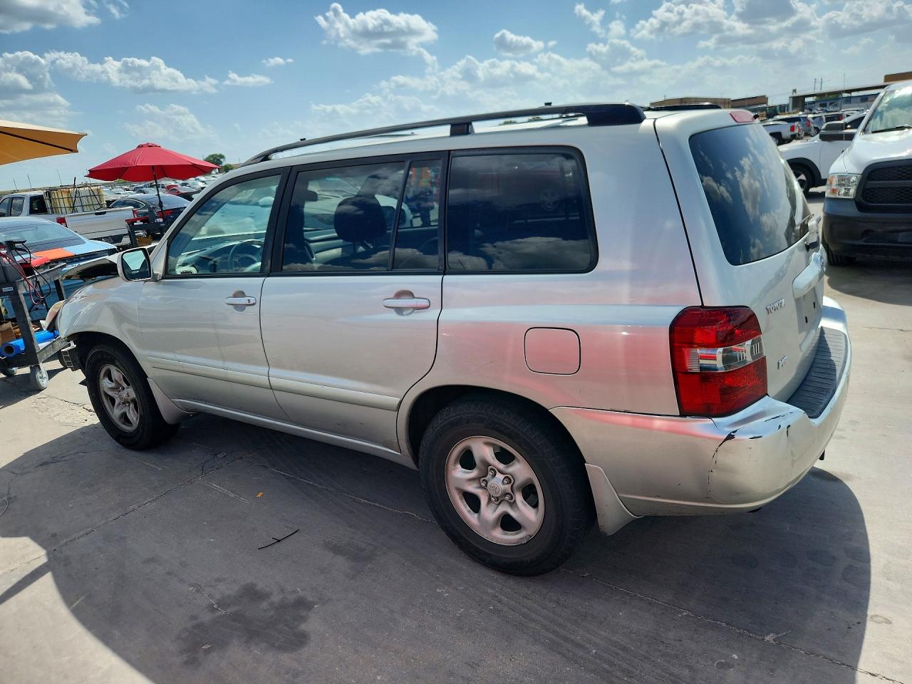 2004 Toyota Highlander Base Silver vin: JTEGP21A140040697