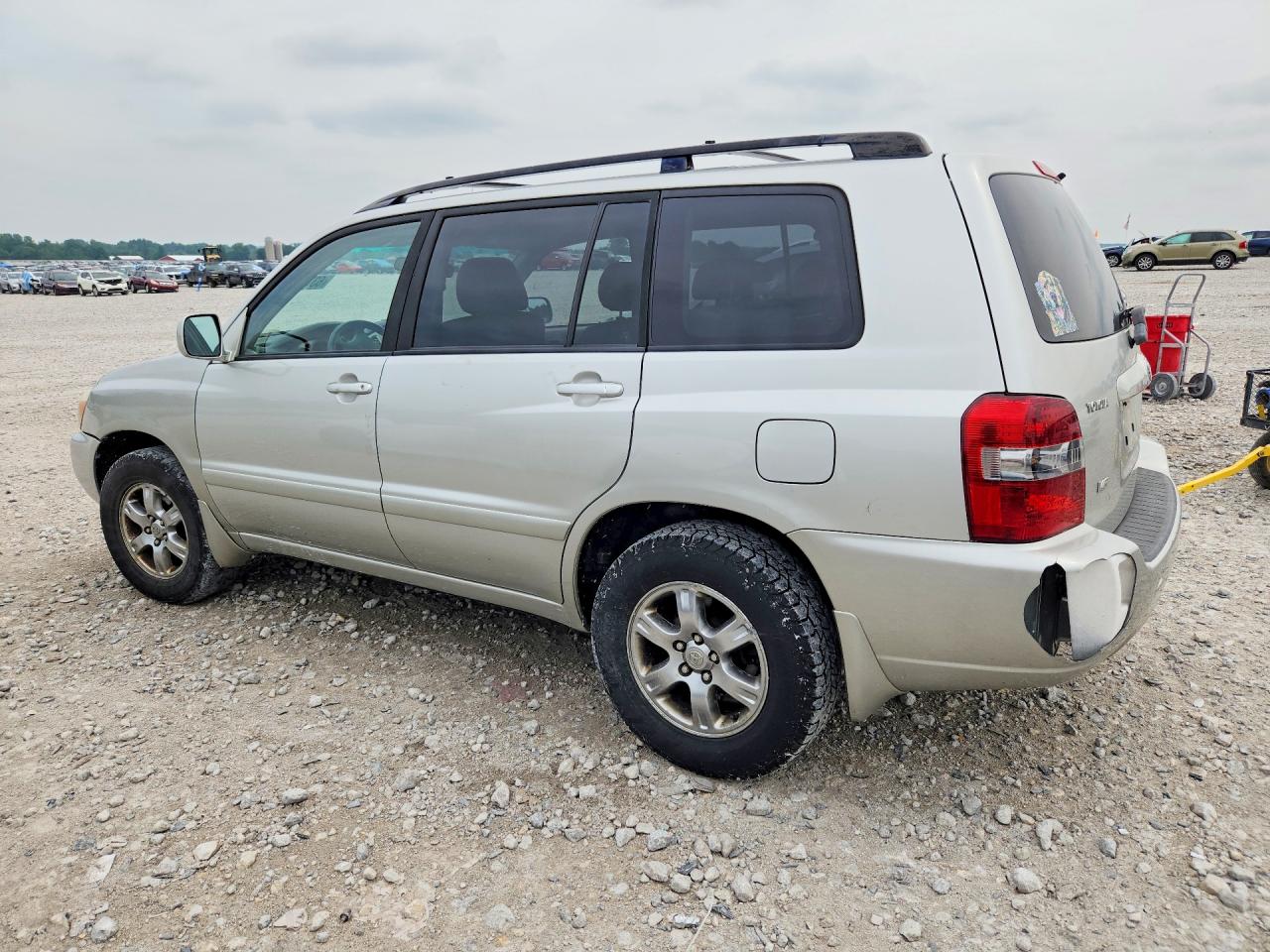 2006 Toyota Highlander Base Silver vin: JTEGP21A160113165