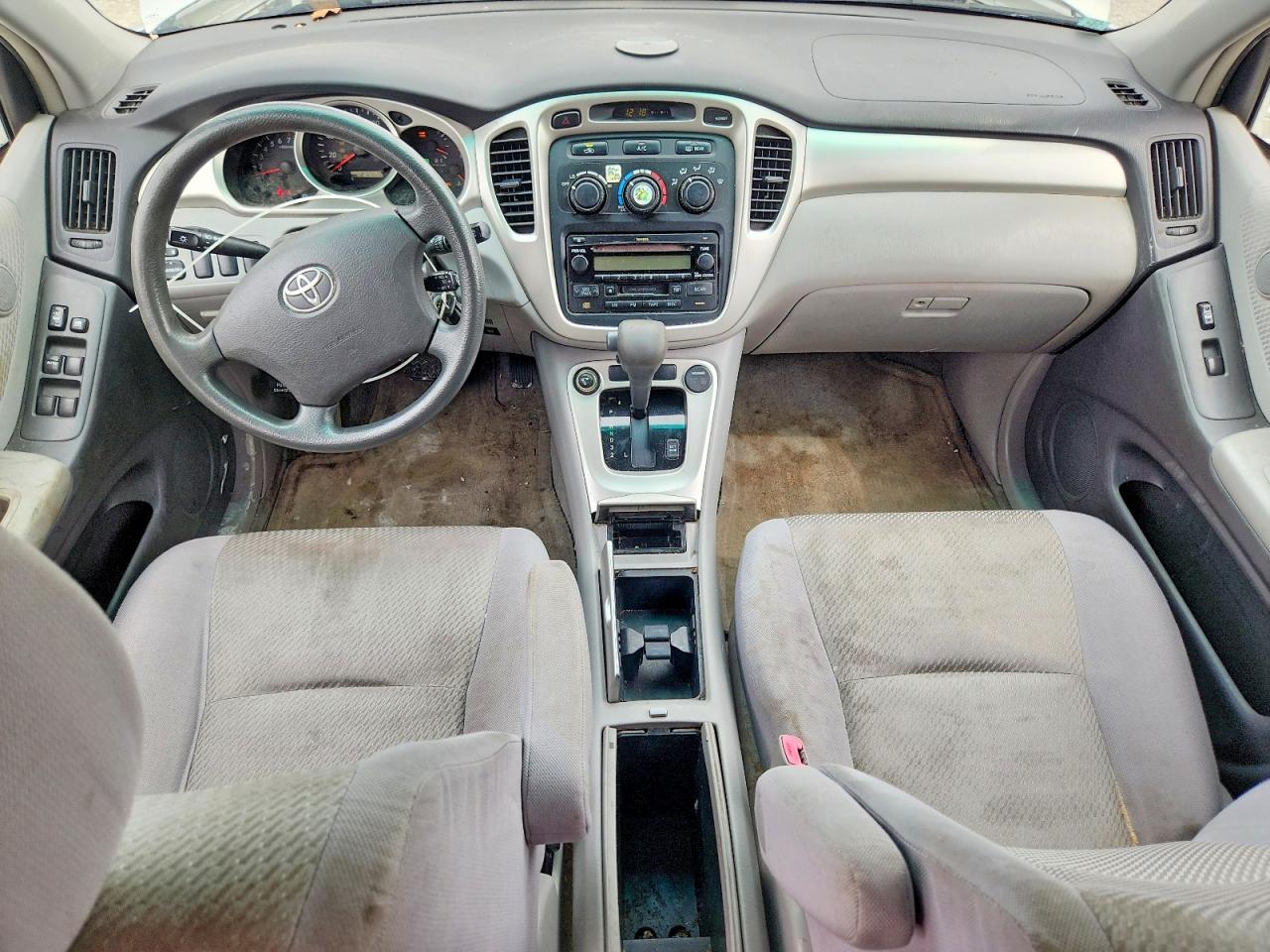 2006 Toyota Highlander Base Silver vin: JTEGP21A160113165
