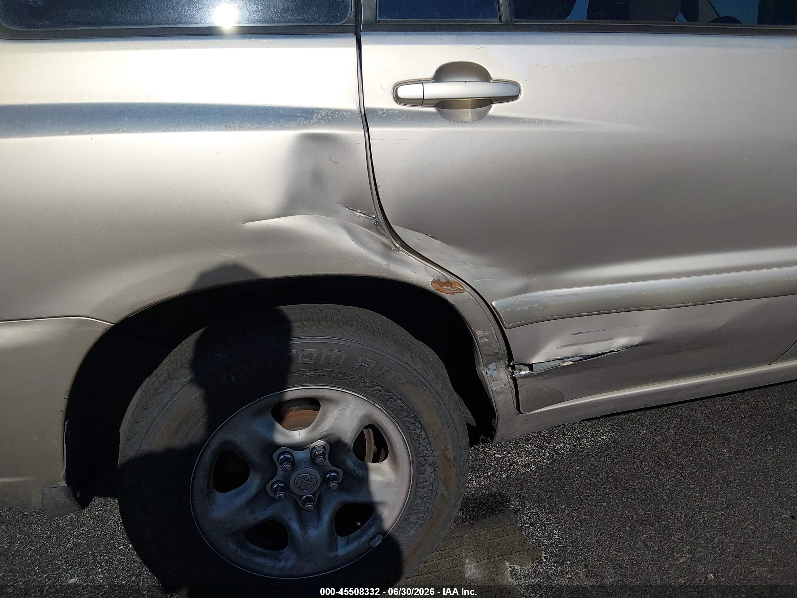2007 Toyota Highlander V6 (2 Rows) (a5) Золотой vin: JTEGP21A170132266