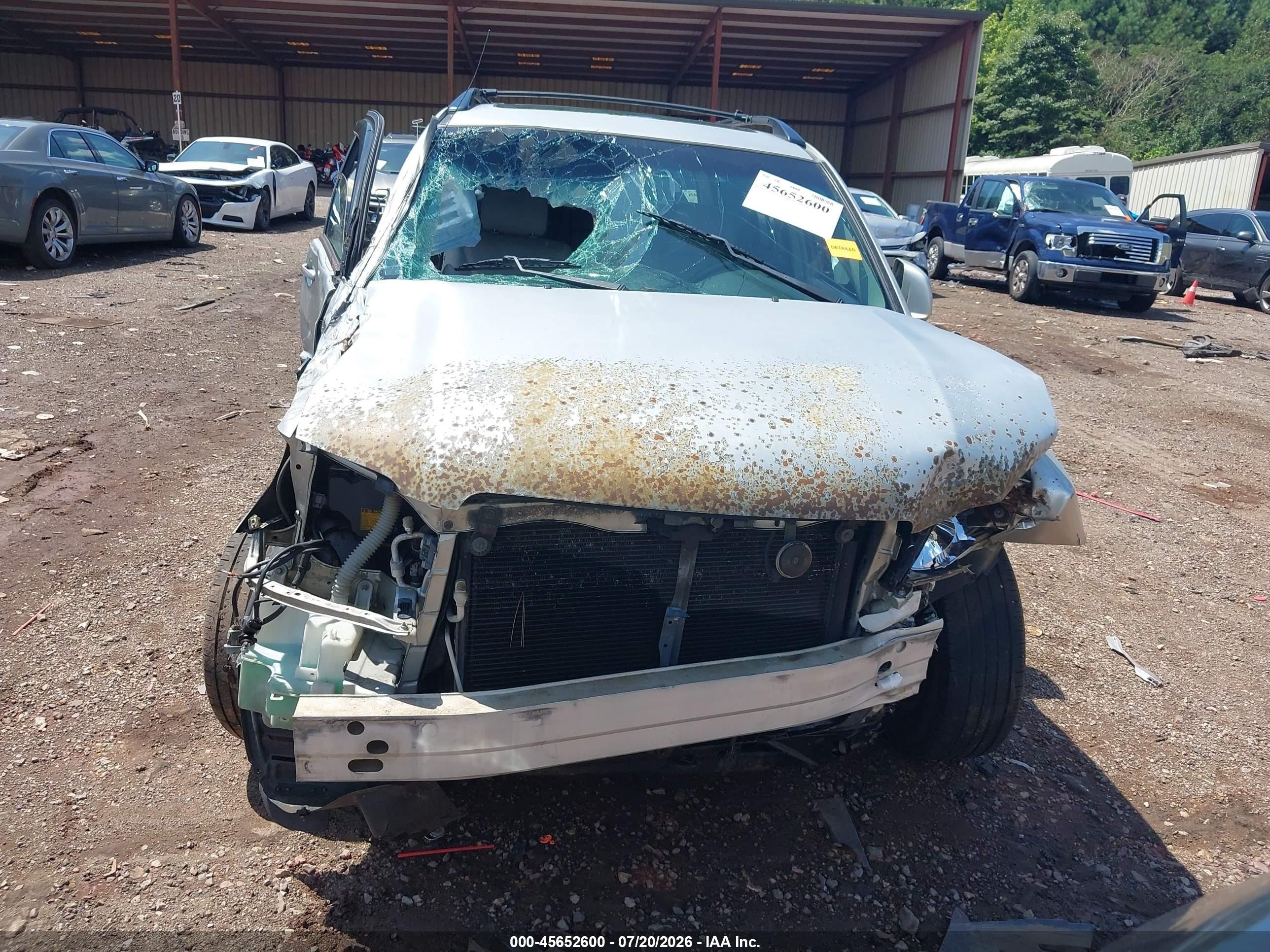 2007 Toyota Highlander V6 (2 Rows) (a5) Silver vin: JTEGP21A170148371