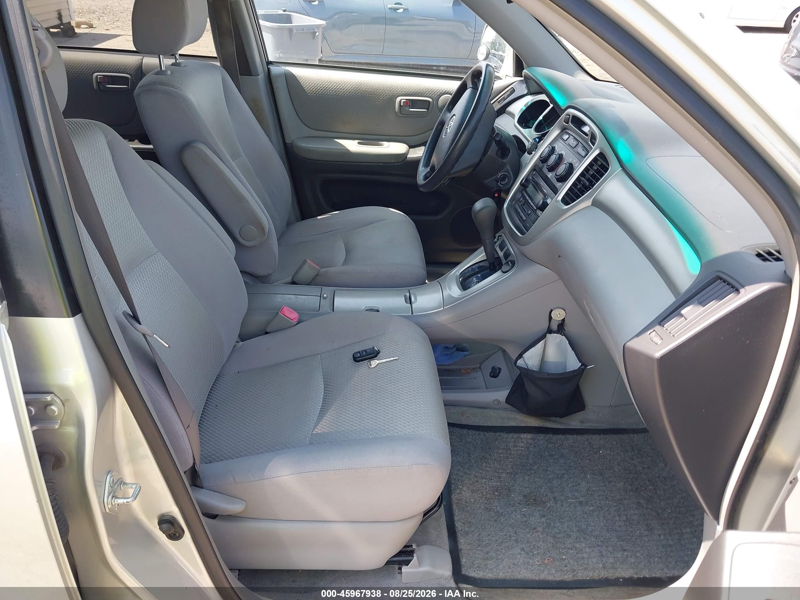 2005 Toyota Highlander V6 Серебряный vin: JTEGP21A250051483