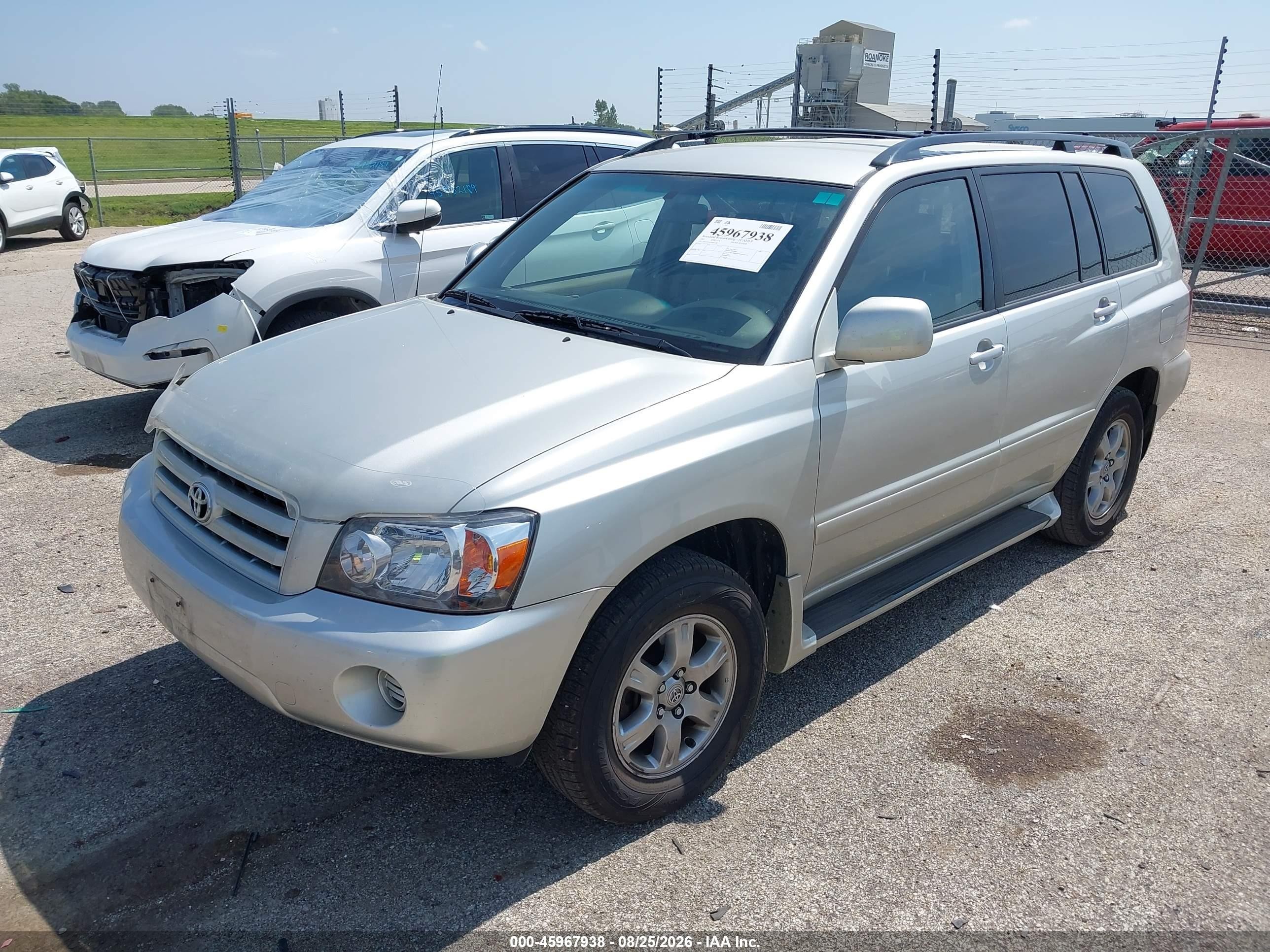 2005 Toyota Highlander V6 Серебряный vin: JTEGP21A250051483