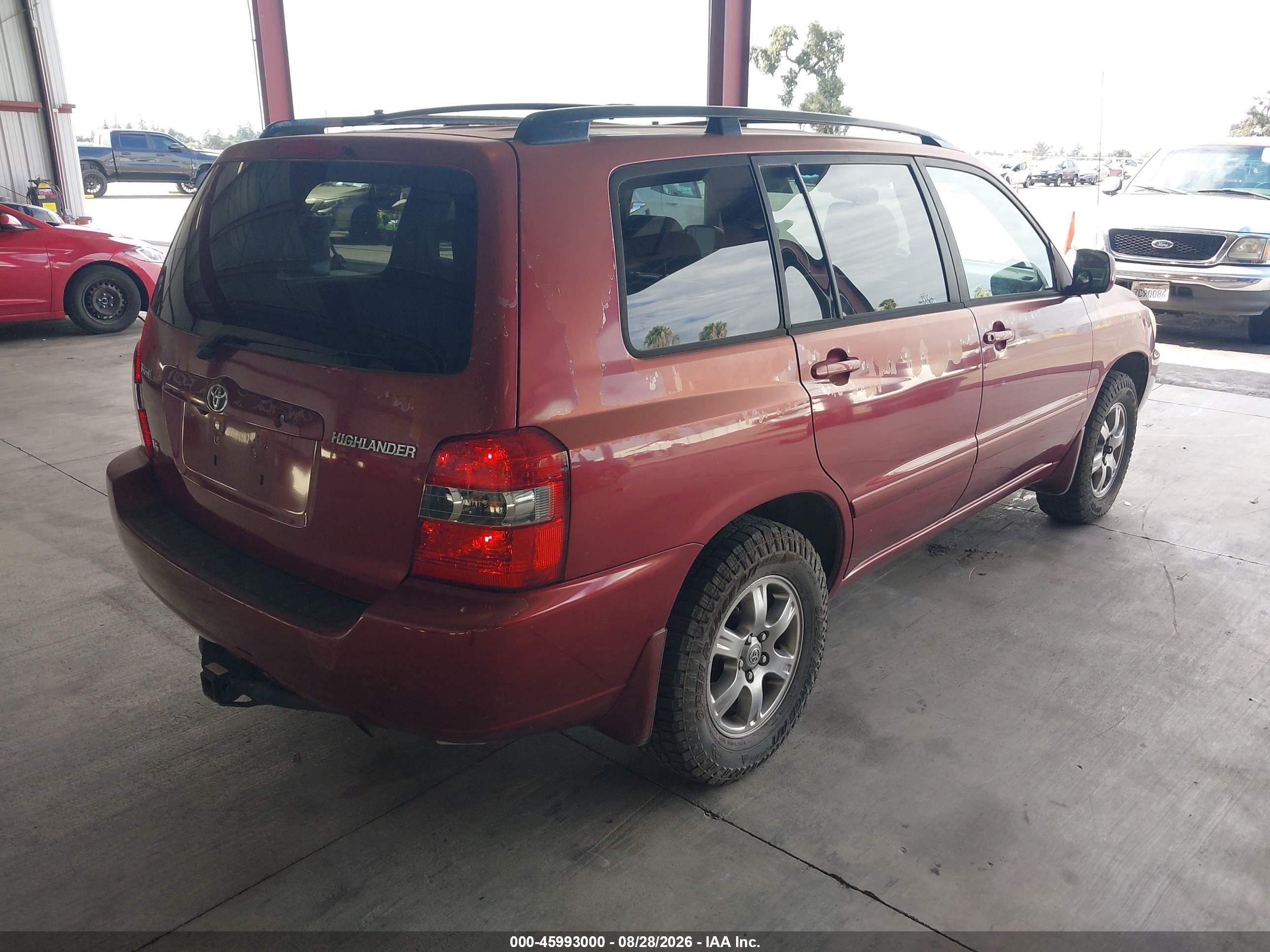 2005 Toyota Highlander V6 Burgundy vin: JTEGP21A250083494