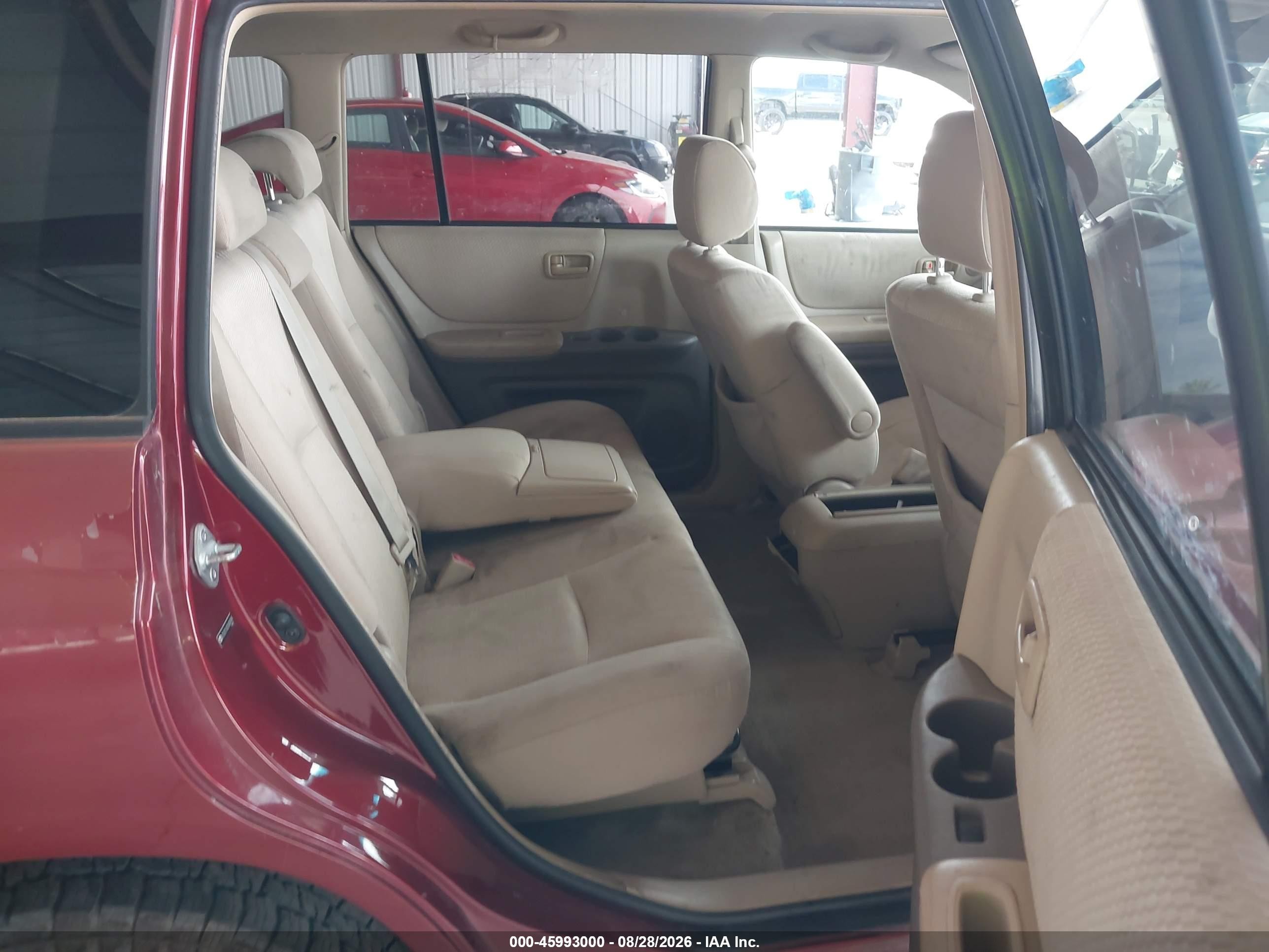 2005 Toyota Highlander V6 Burgundy vin: JTEGP21A250083494