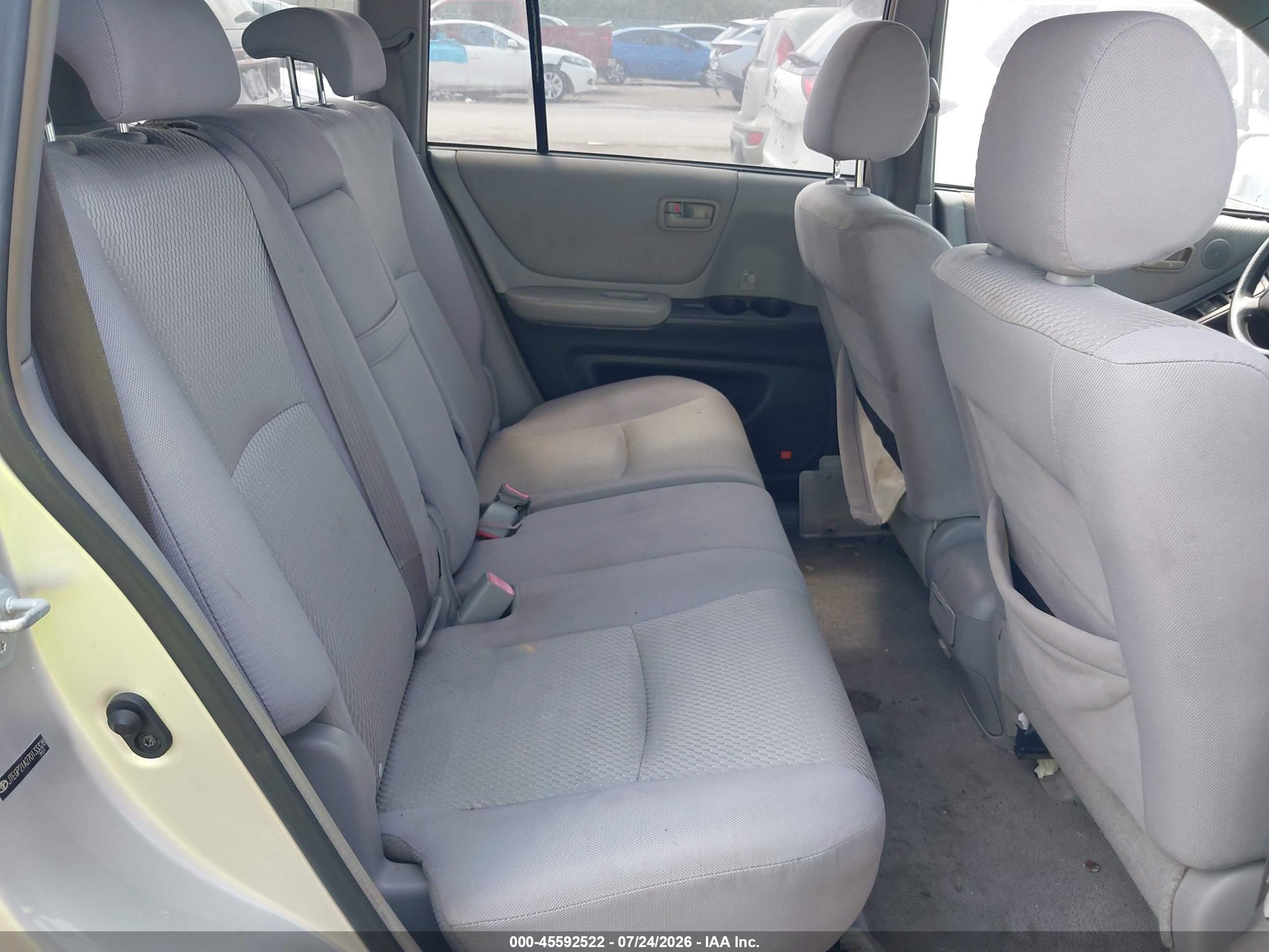 2007 Toyota Highlander V6 (2 Rows) (a5) Серебряный vin: JTEGP21A270133328