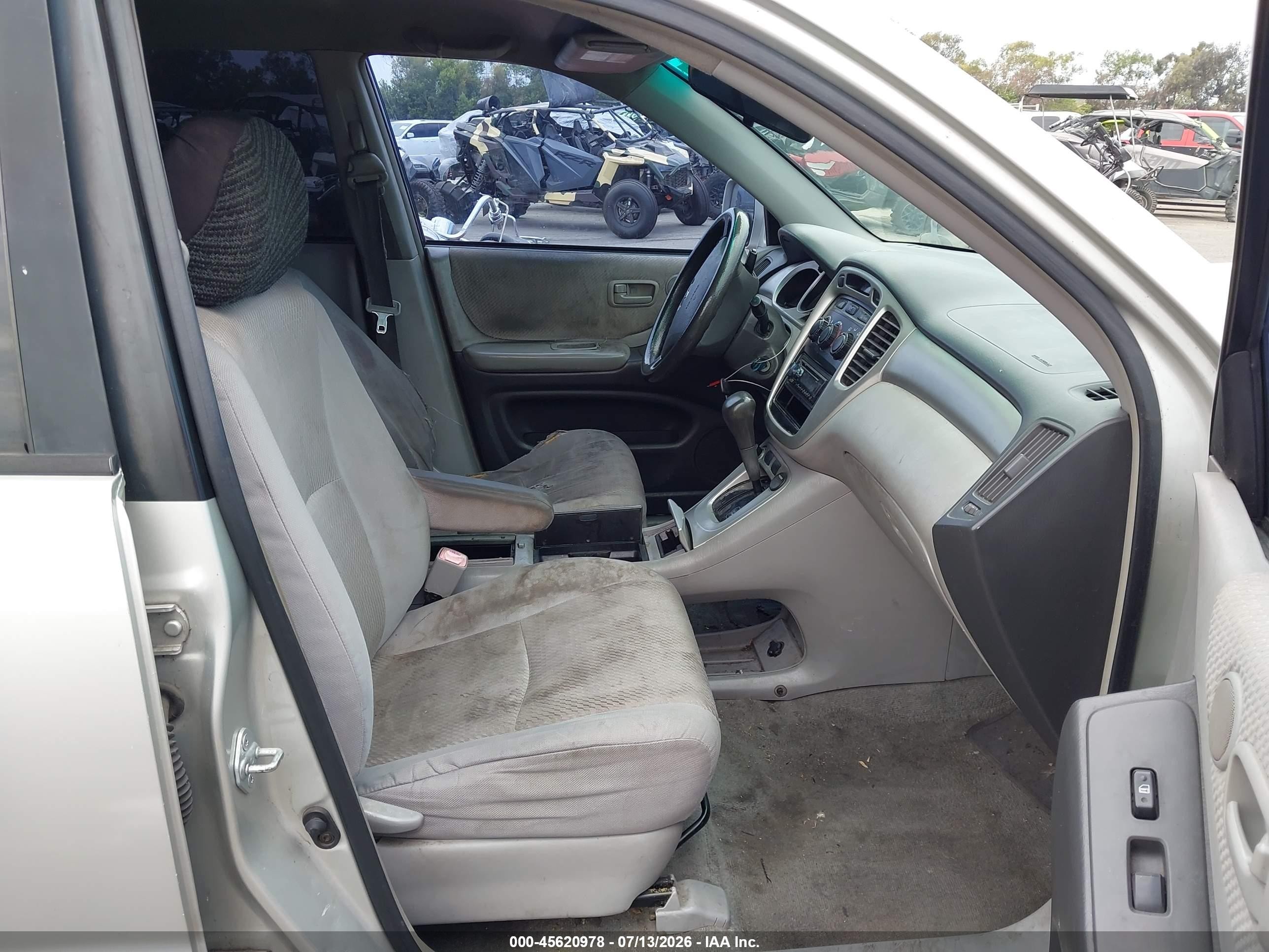 2004 Toyota Highlander V6 Серебряный vin: JTEGP21A340041754