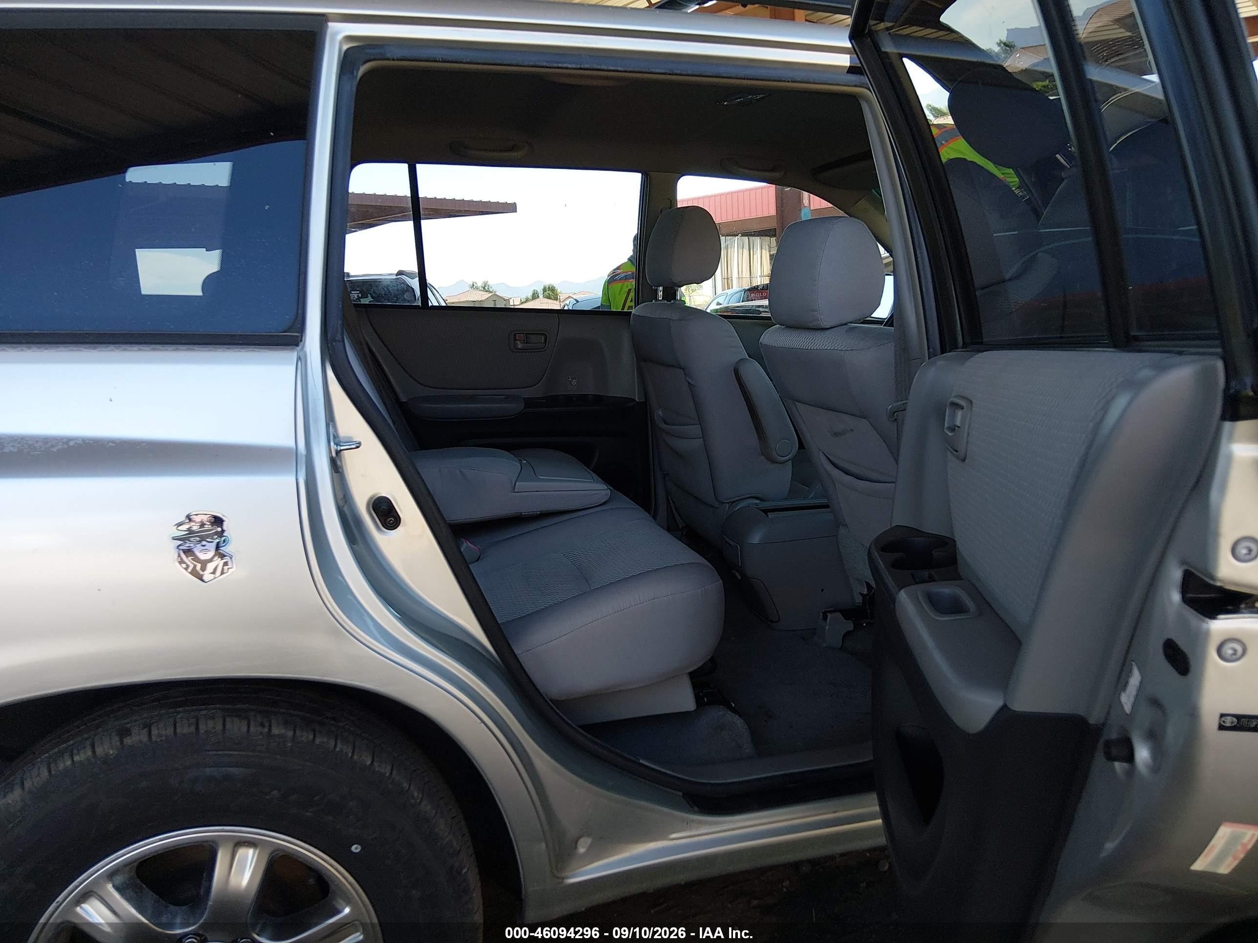 2006 Toyota Highlander V6 Silver vin: JTEGP21A360106363