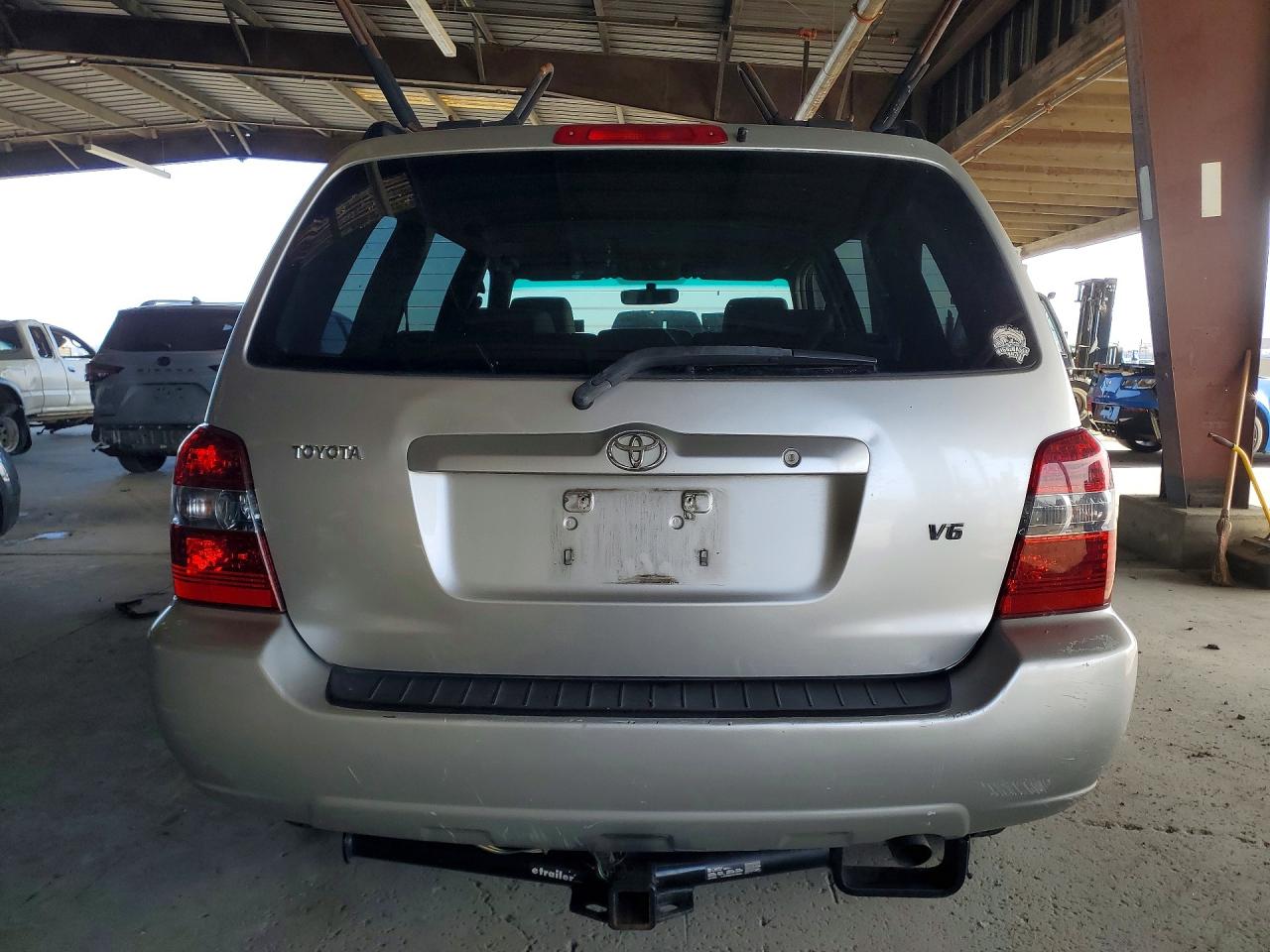 2005 Toyota Highlander Limited Silver vin: JTEGP21A450078426
