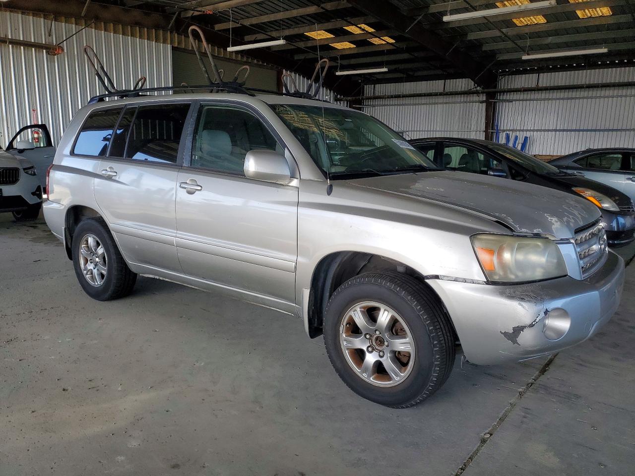 2005 Toyota Highlander Limited Silver vin: JTEGP21A450078426