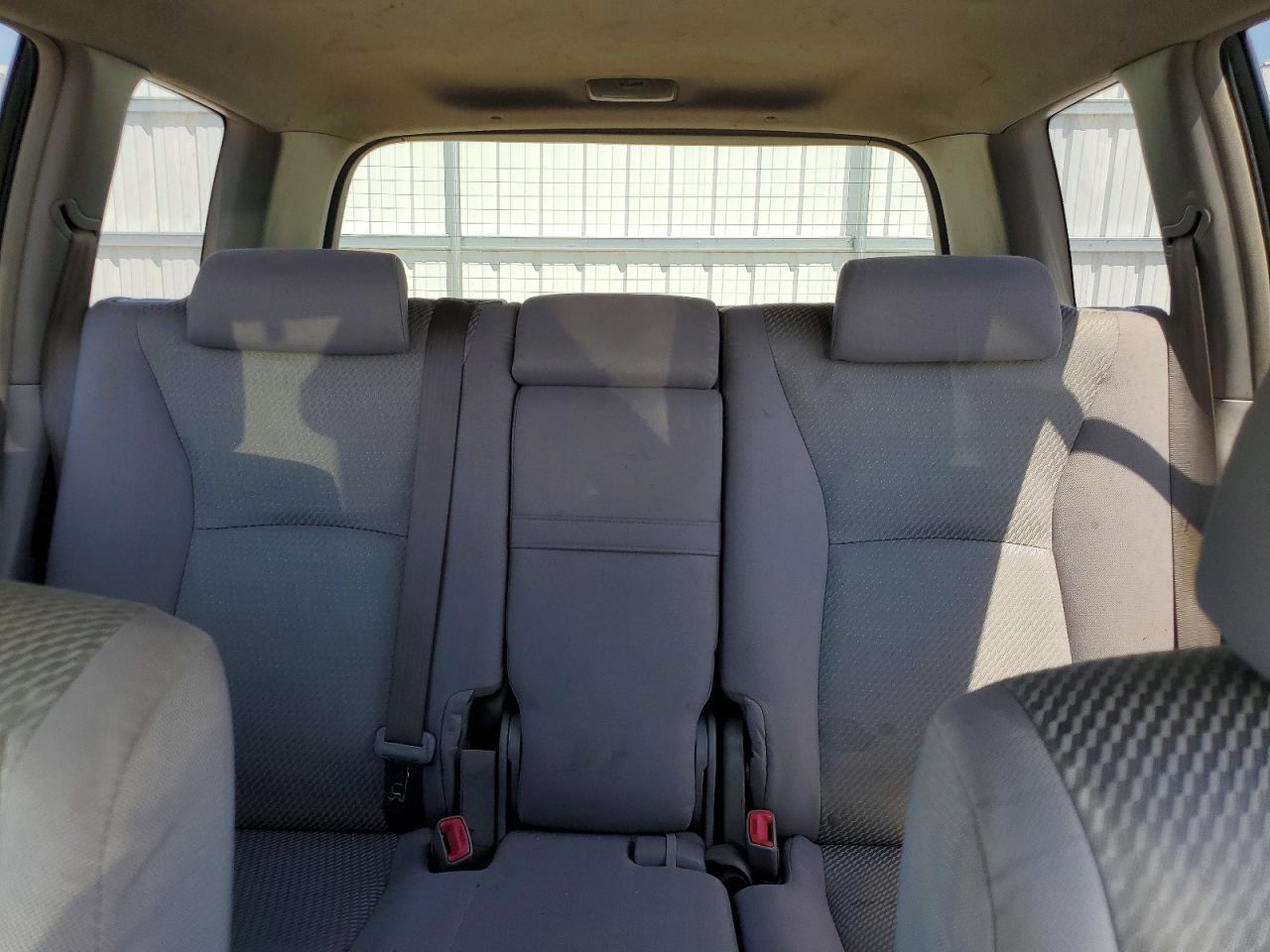2006 Toyota Highlander Limited Red vin: JTEGP21A460094014