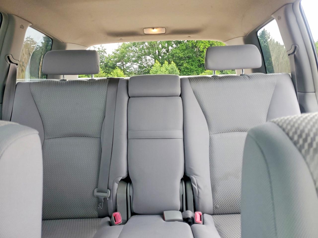 2007 Toyota Highlander Sport Silver vin: JTEGP21A570127717