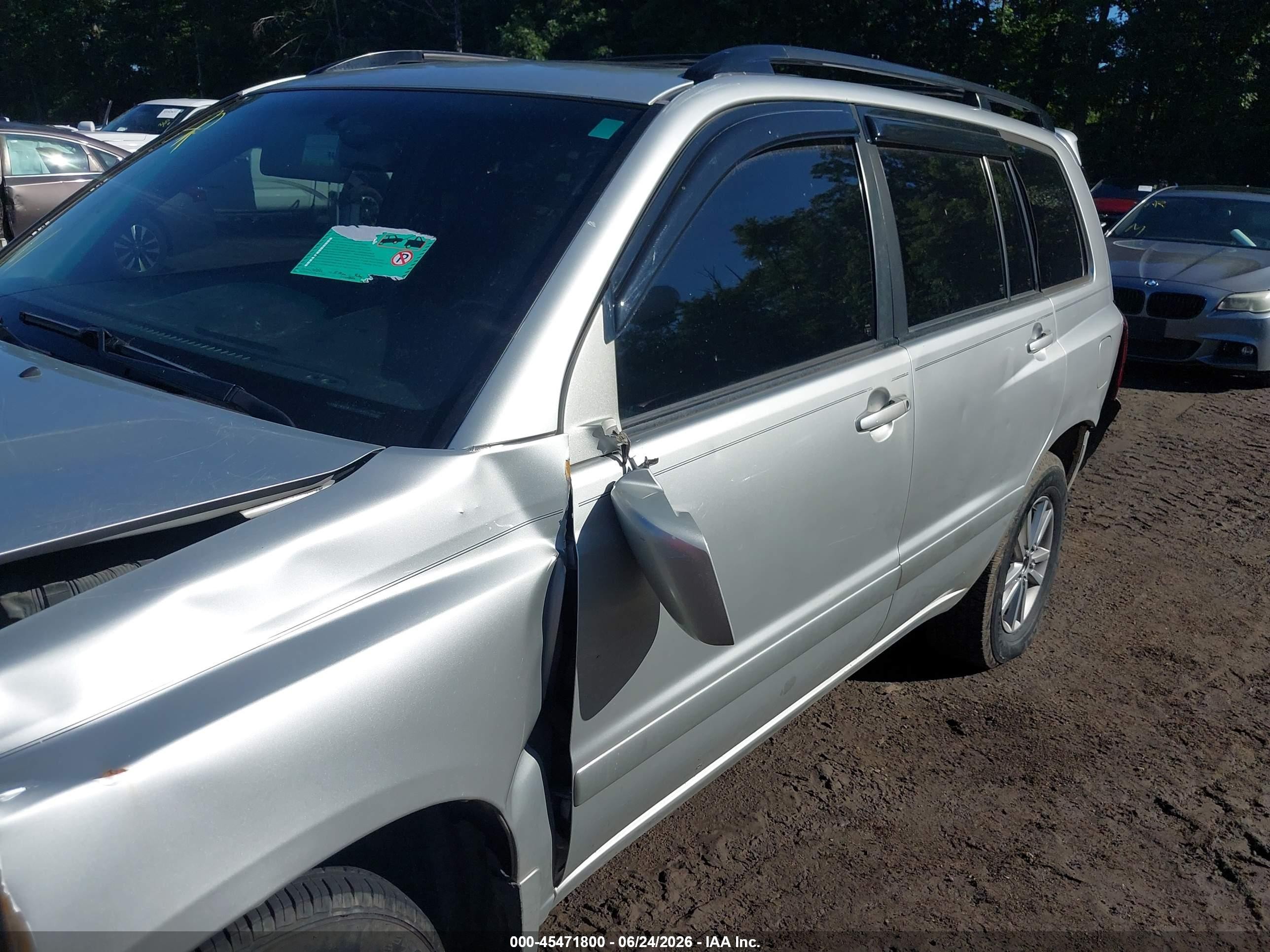 2007 Toyota Highlander V6 (2 Rows) (a5) Silver vin: JTEGP21A570147272