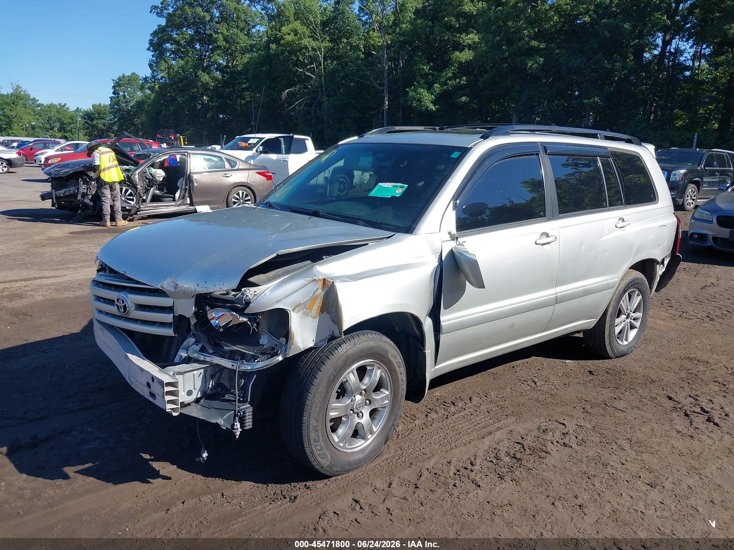 2007 Toyota Highlander V6 (2 Rows) (a5) Silver vin: JTEGP21A570147272