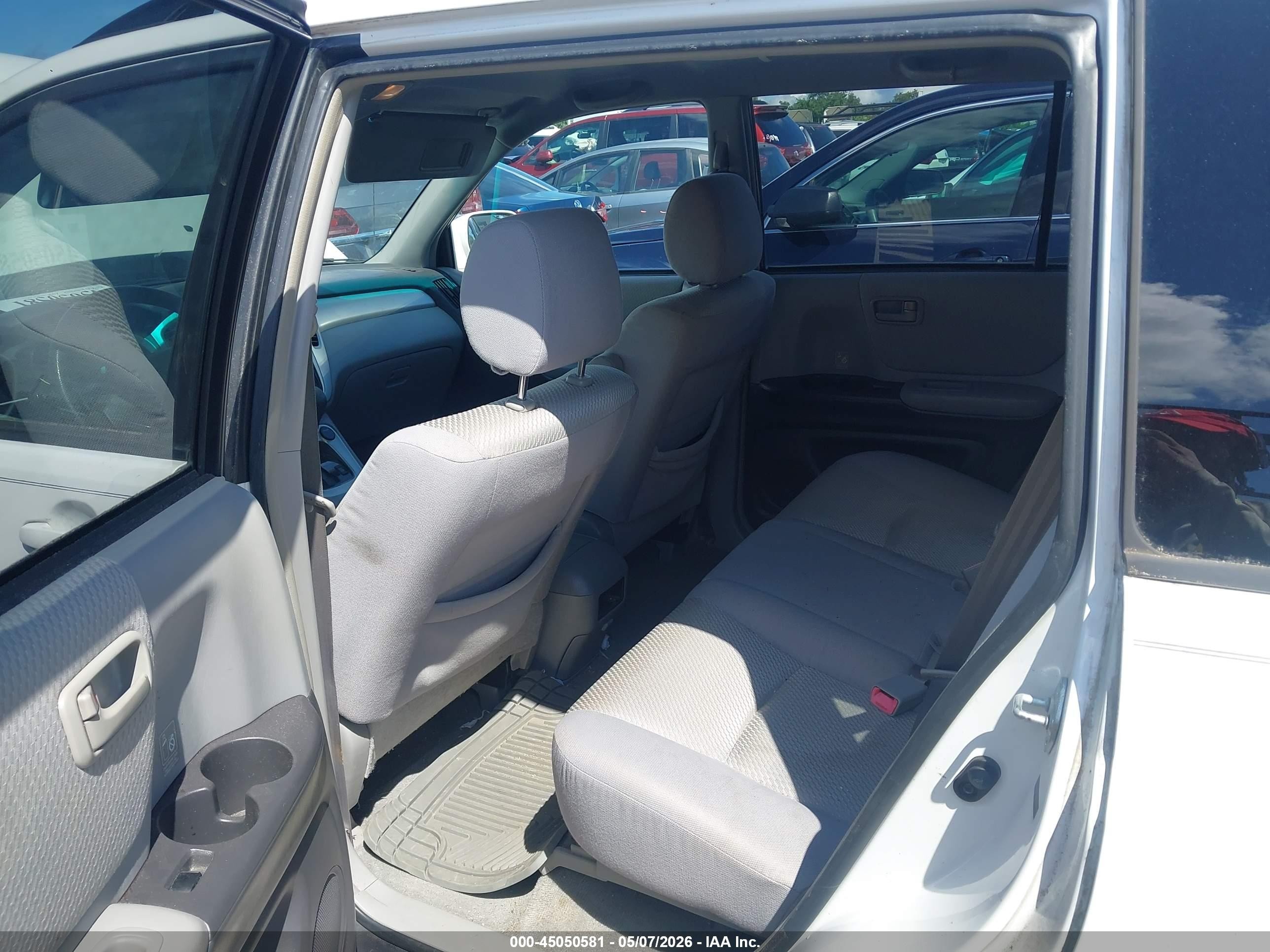 2004 Toyota Highlander V6 Белый vin: JTEGP21A640001930
