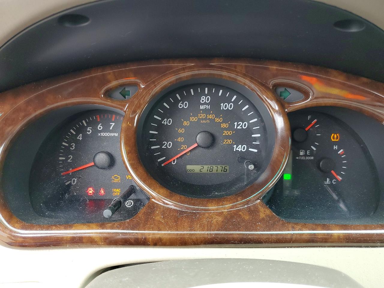 2004 Toyota Highlander Base Желто-коричневый vin: JTEGP21A640041053