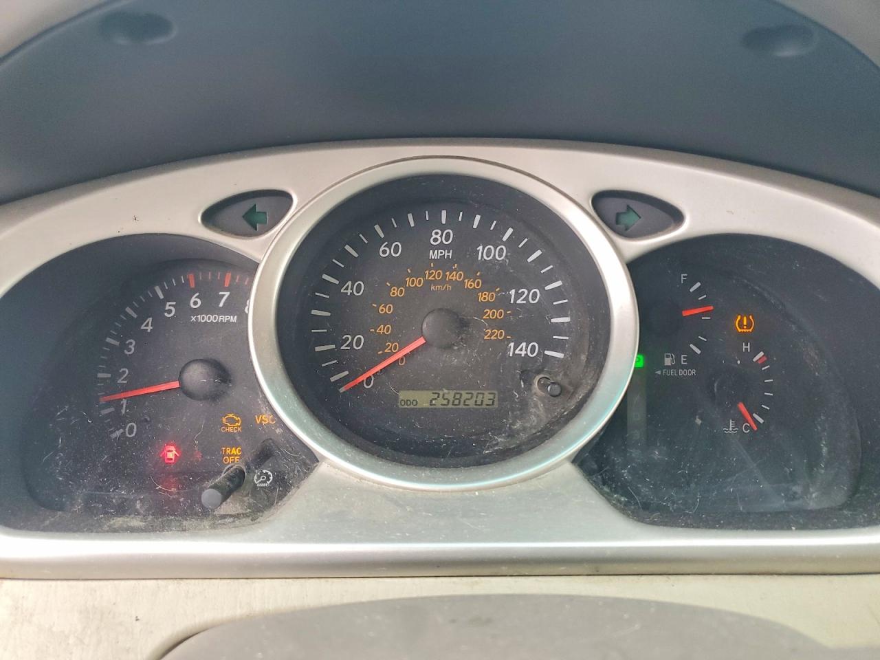 2005 Toyota Highlander Beige vin: JTEGP21A650065080