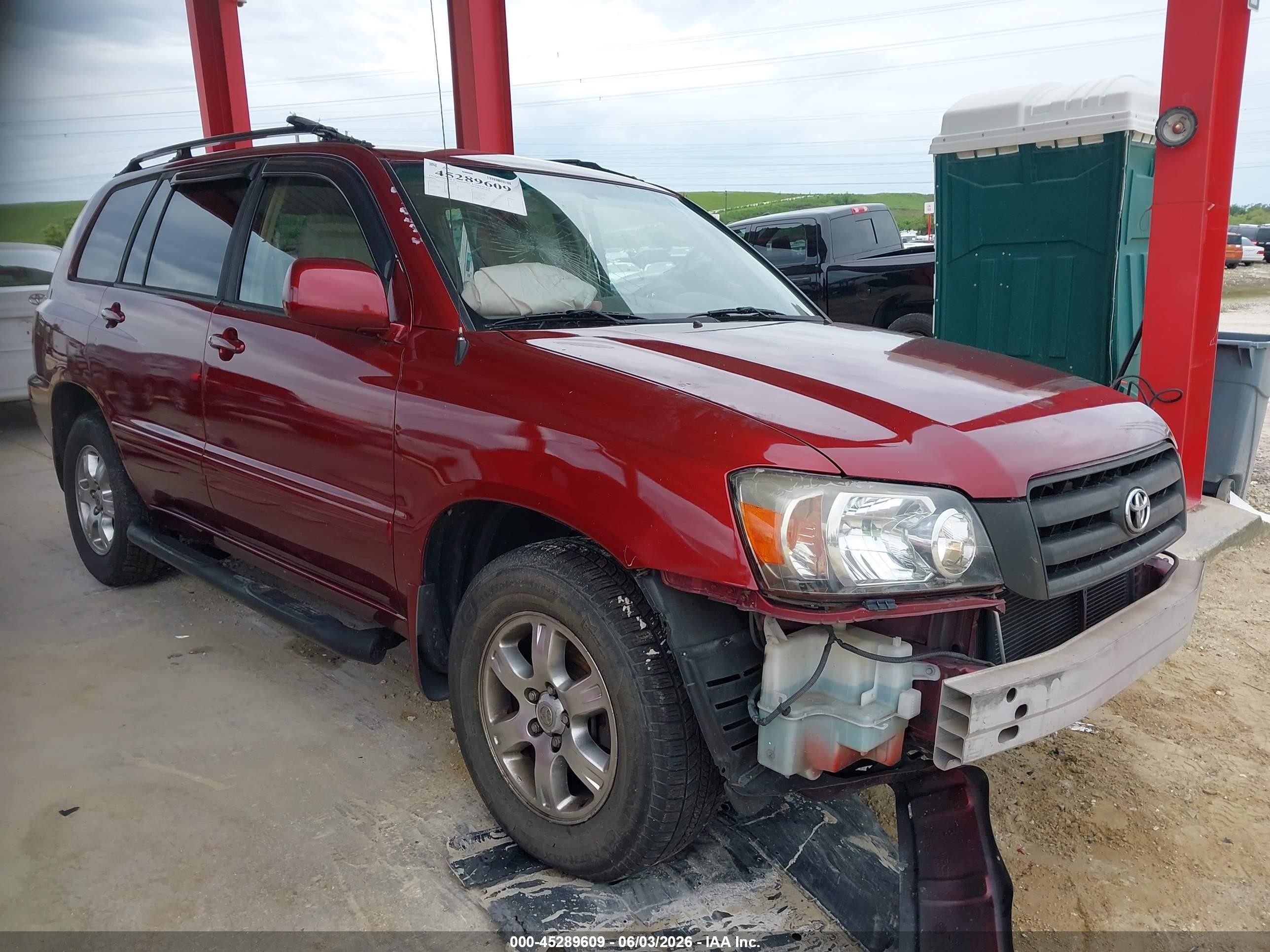 2005 Toyota Highlander V6 Red vin: JTEGP21A650089072
