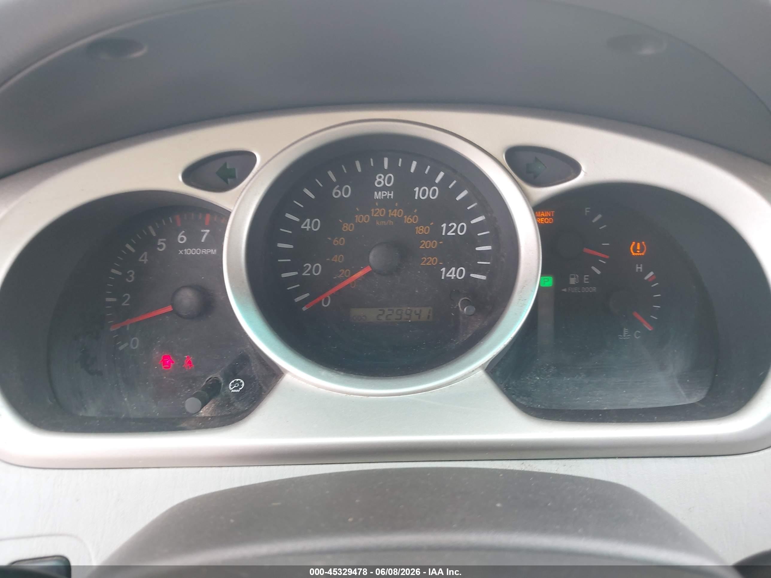 2007 Toyota Highlander Sport V6/v6 (2 Rows) (a5) White vin: JTEGP21A670126639